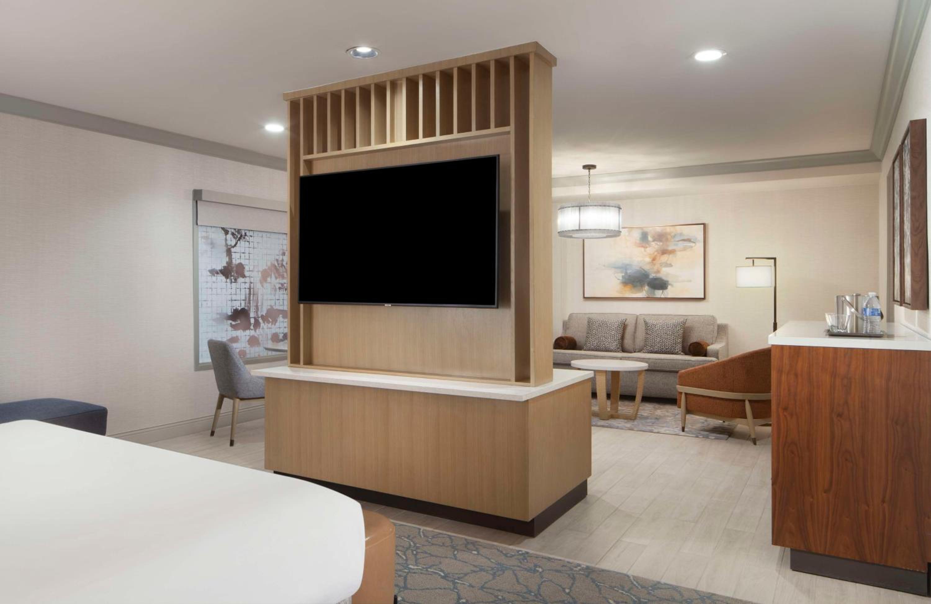 Tower Family King Suite with Bunk Beds