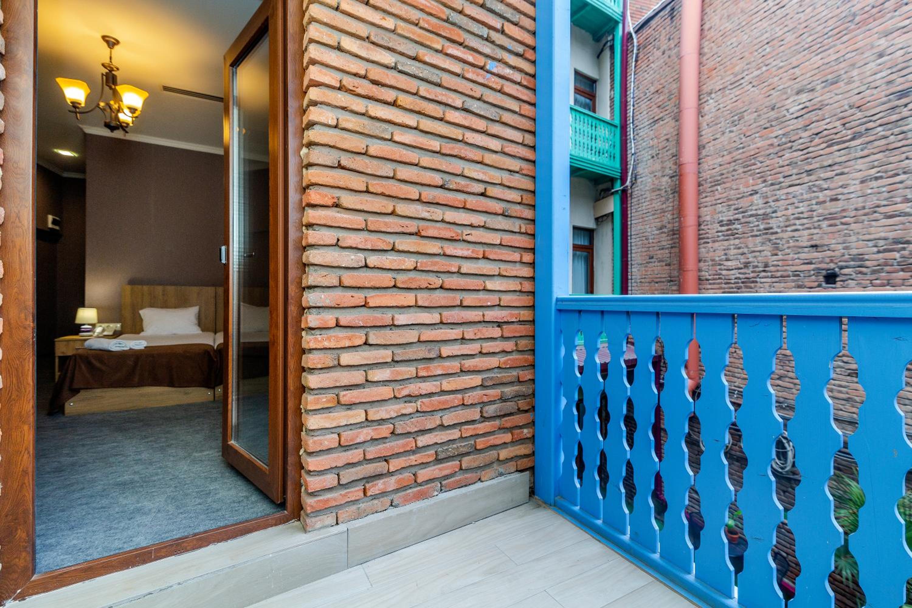 Twin Room with Balcony