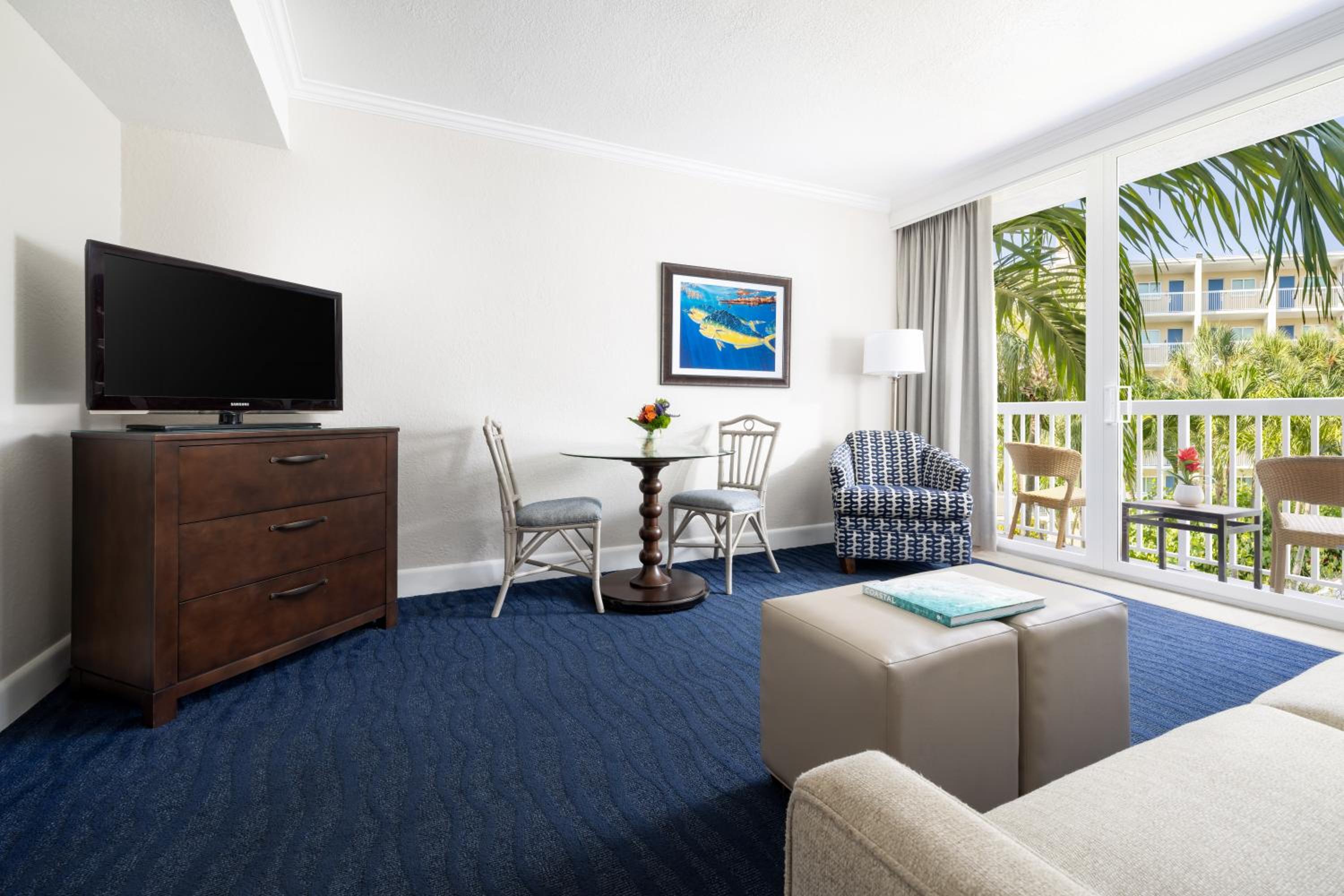 Villa with Garden View