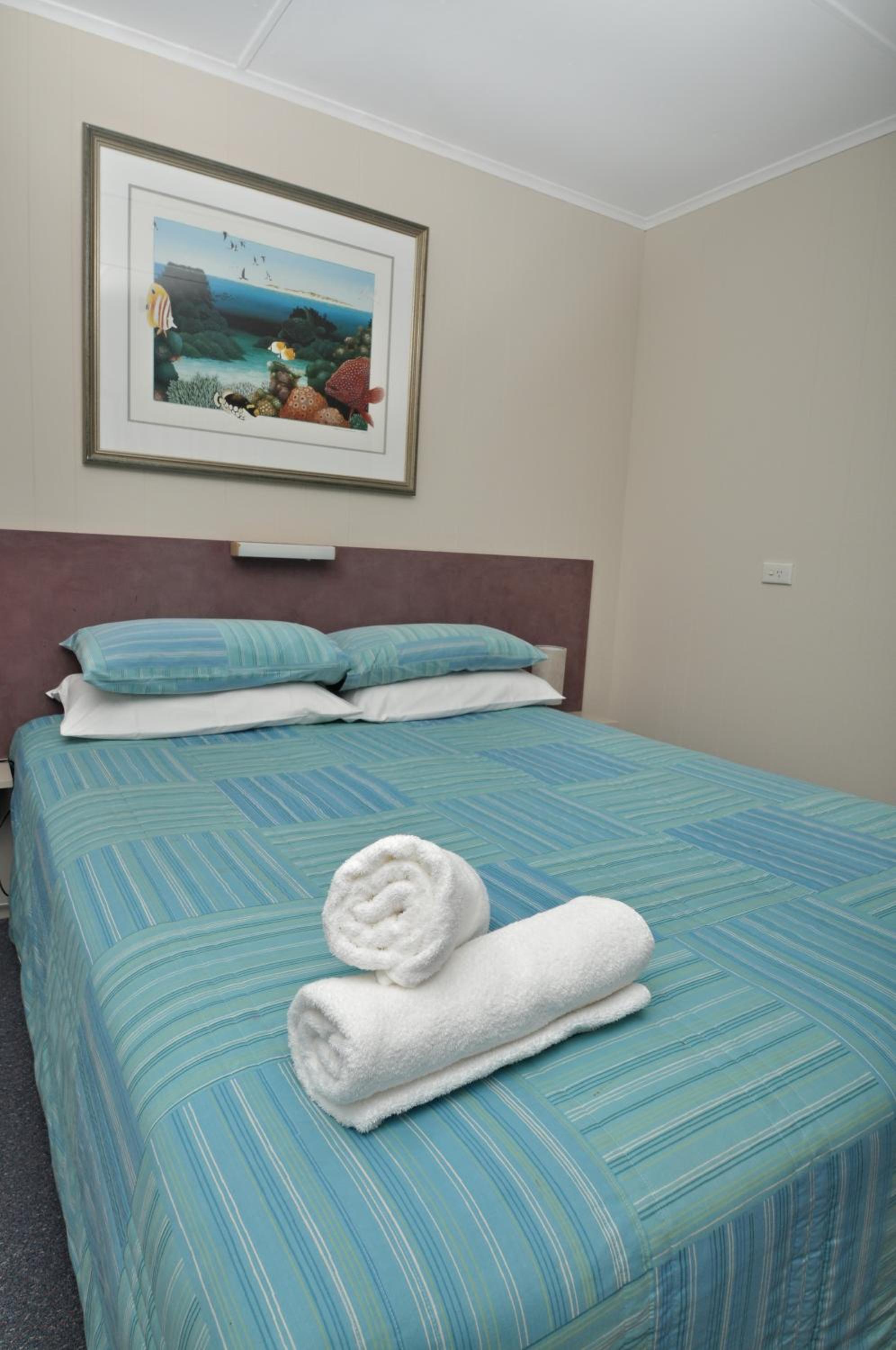 Family Room - Economy Interconnecting