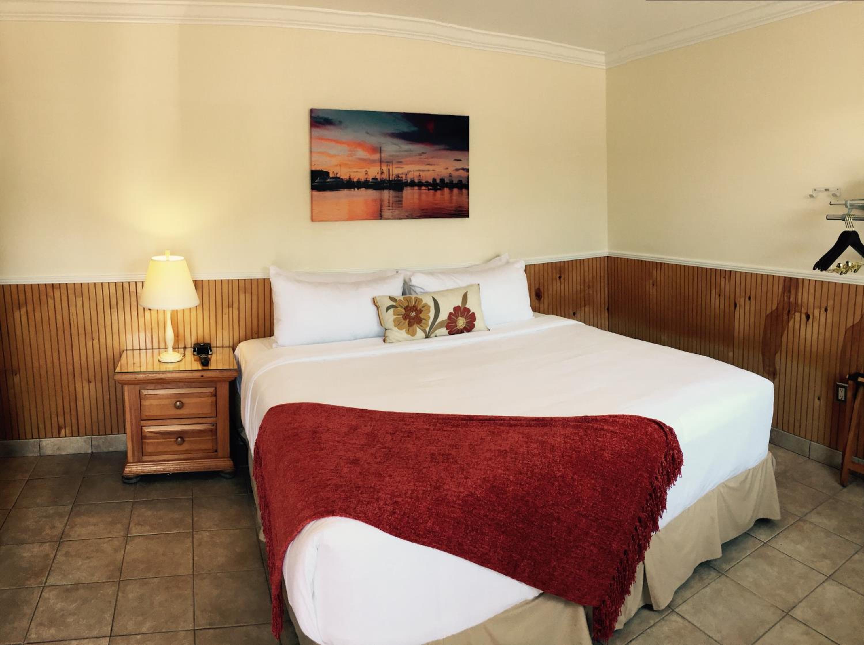 Standard King Room