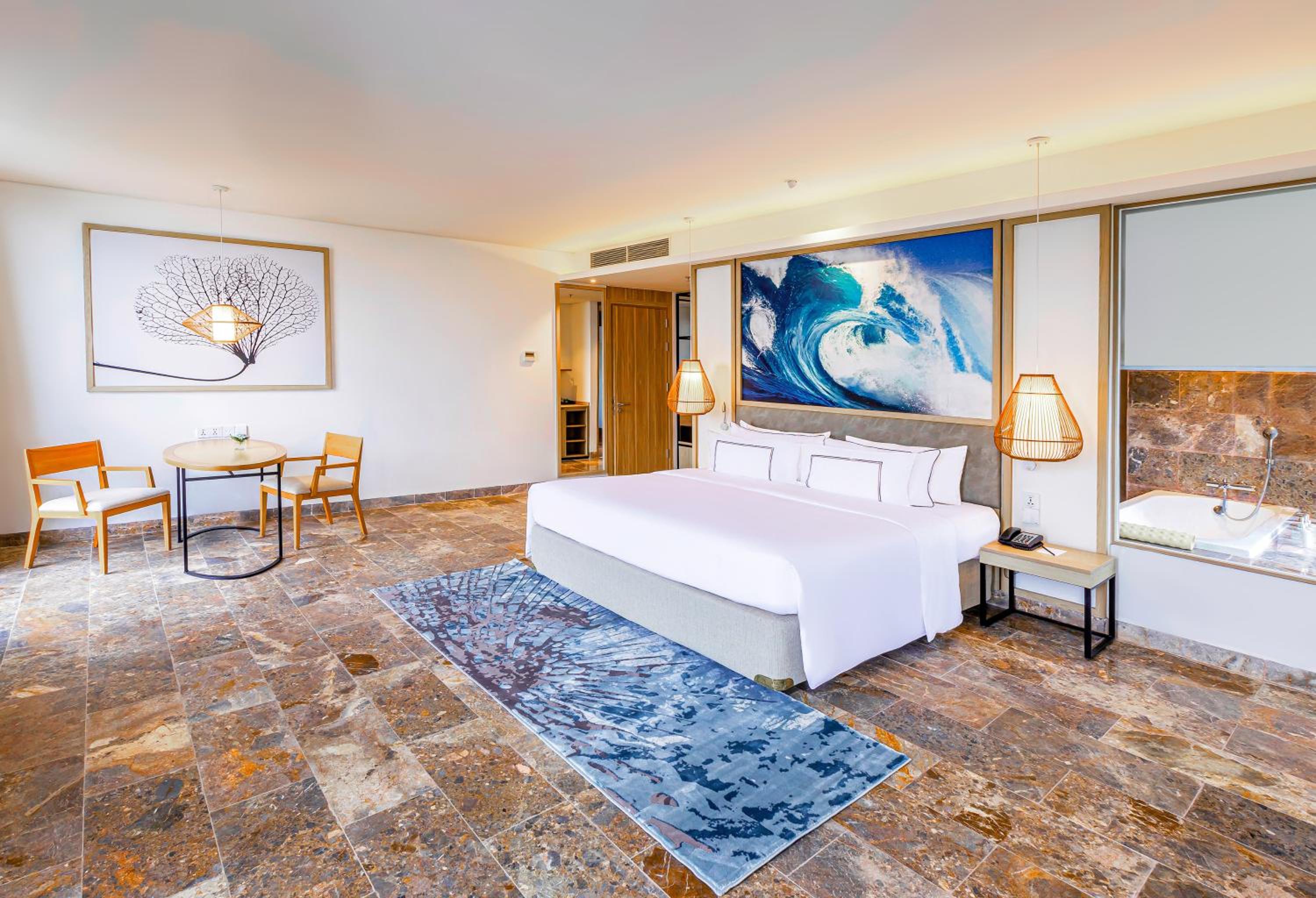 Grand Premium with Mini-bar per Night - Daily Guest Activities