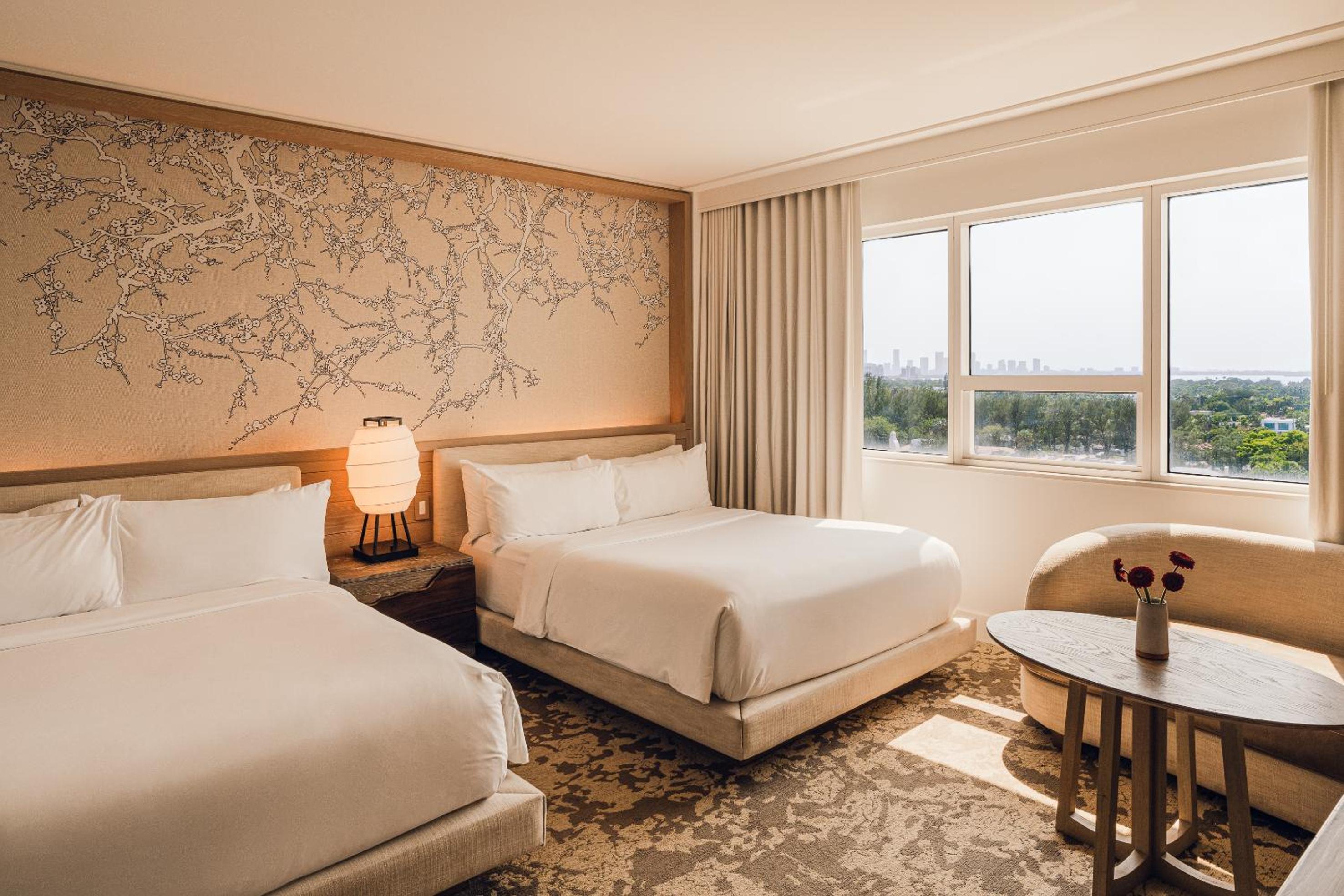 Deluxe Two Queen Beds - Bay View