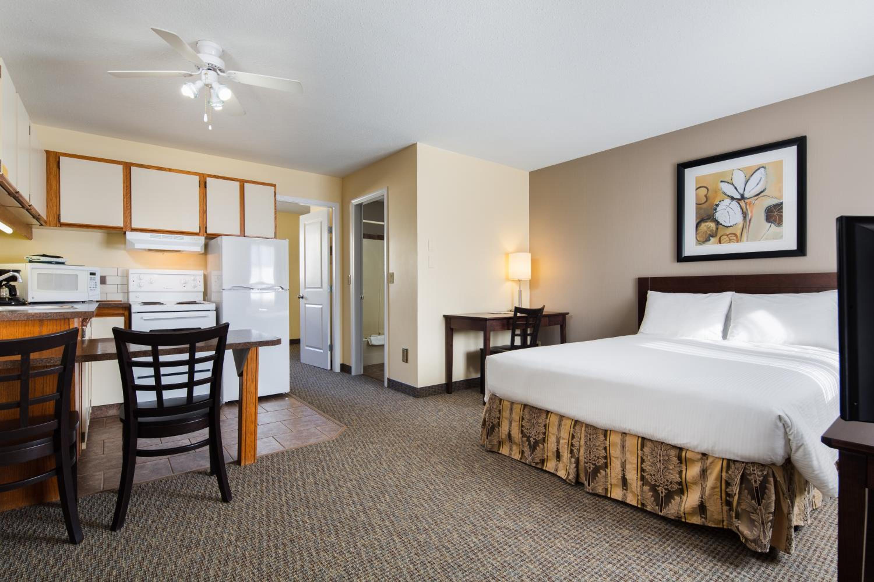 Deluxe Suite with Two Queen Beds