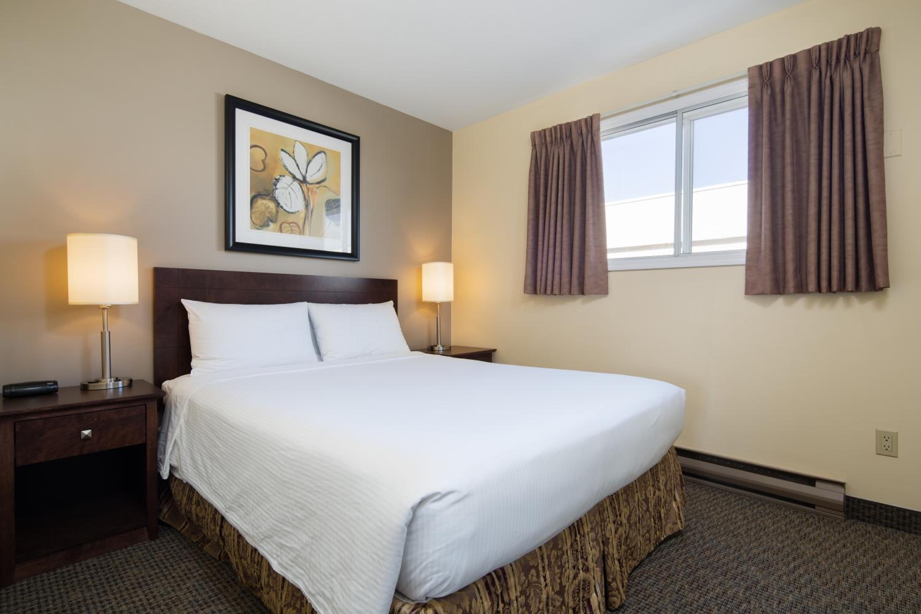 Deluxe Suite with Two Queen Beds