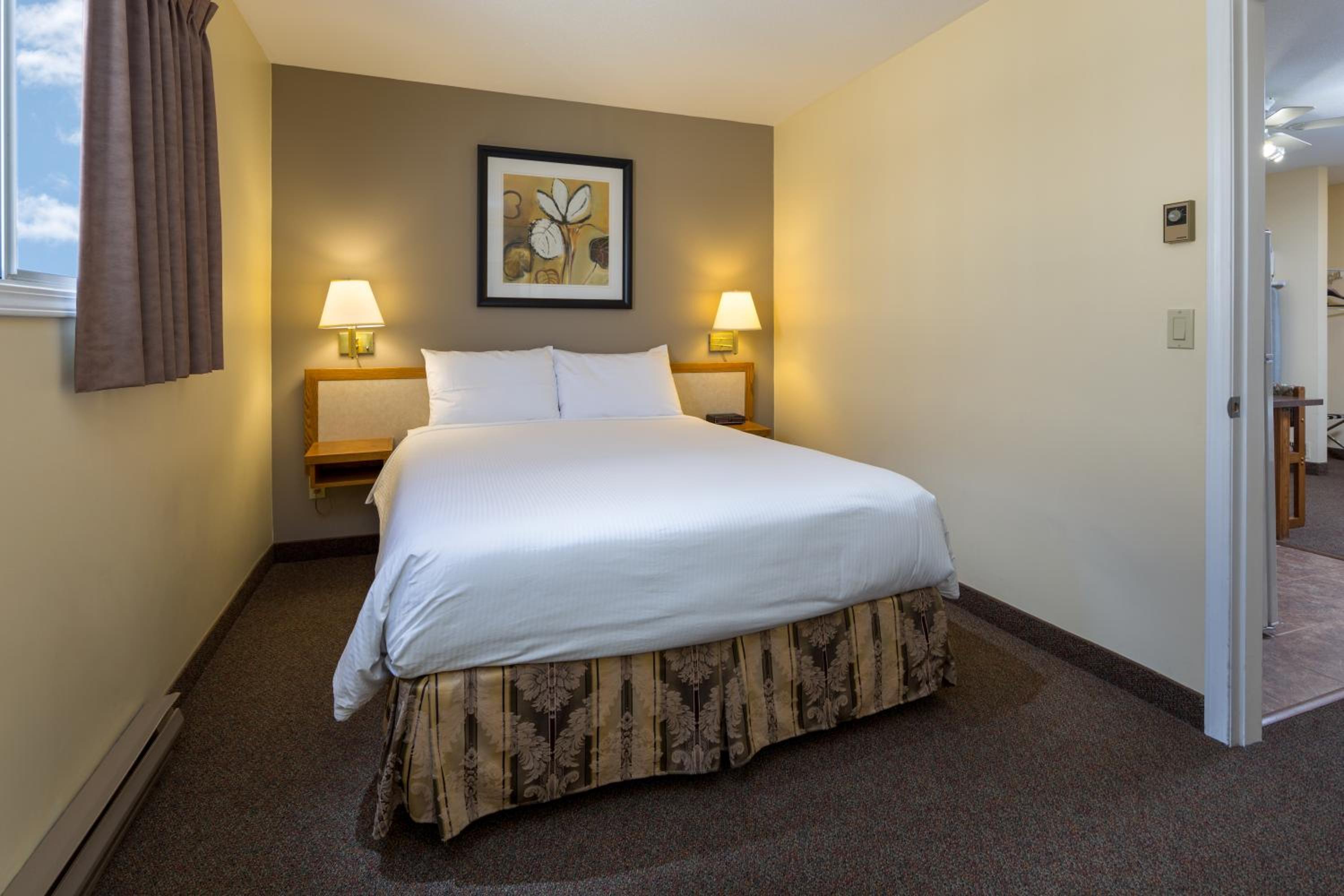 Deluxe Suite with Two Queen Beds