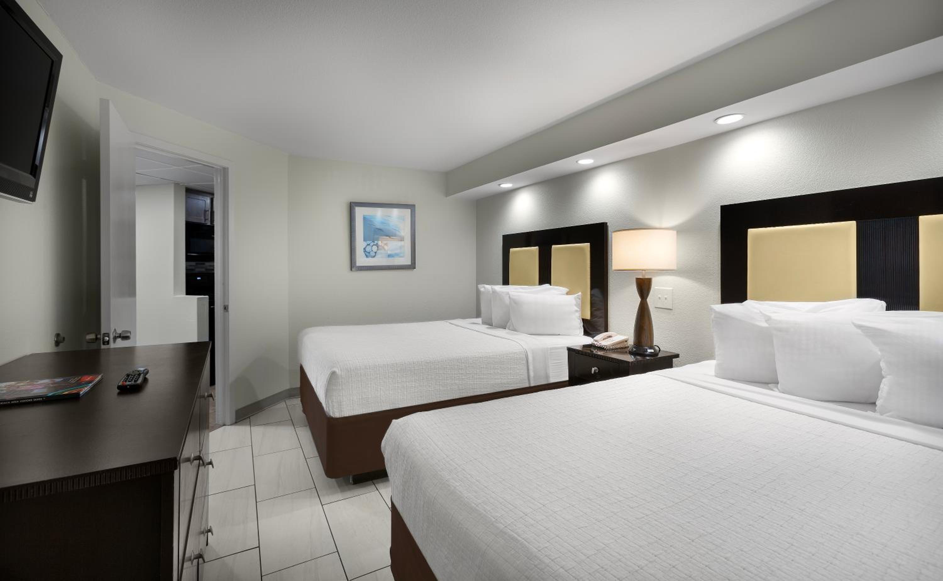 Double Suite with Partial Ocean View