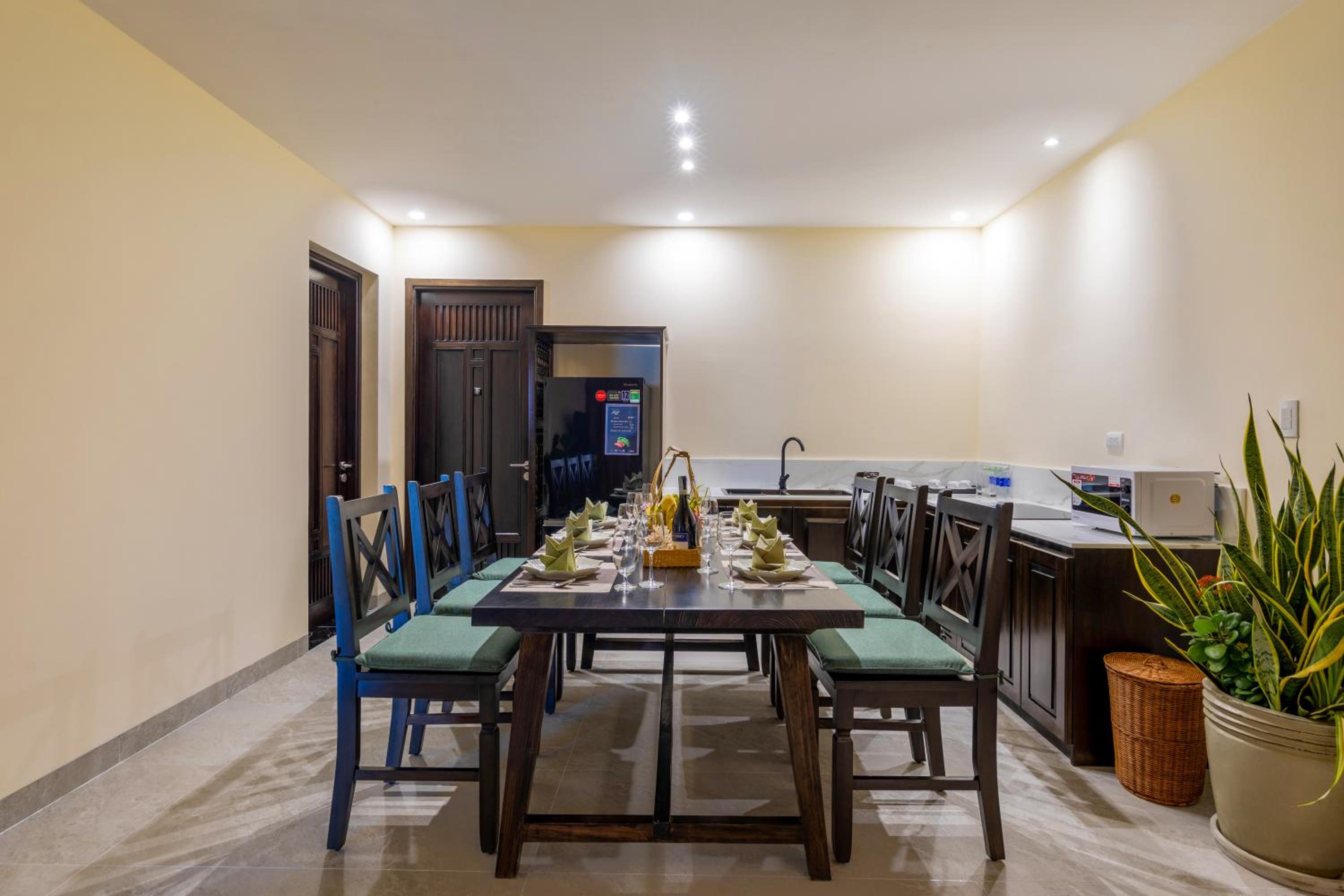 03 BEDROOM OCEAN FRONT VILLA WITH PRIVATE POOL