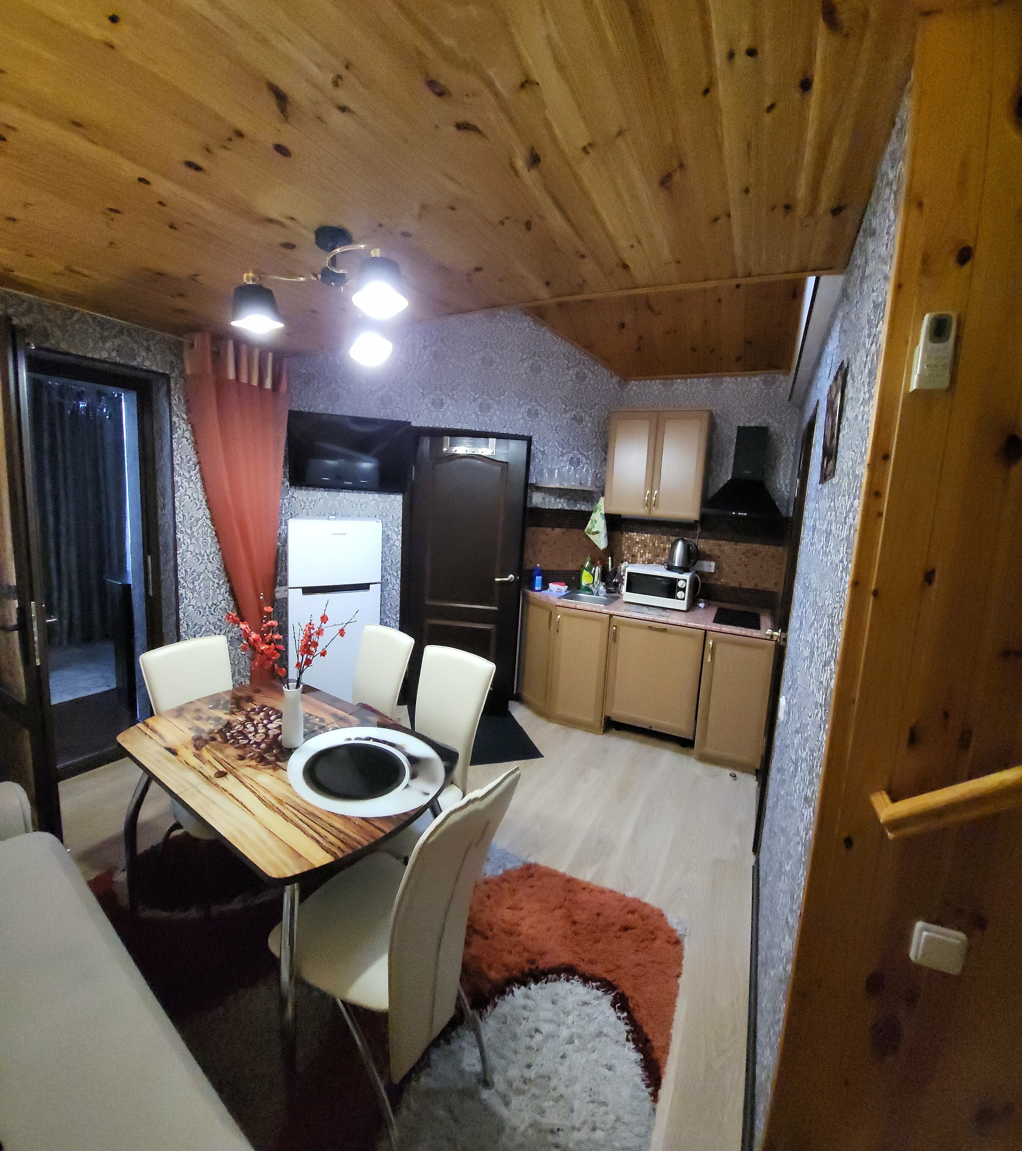 Апартаменты с балконом