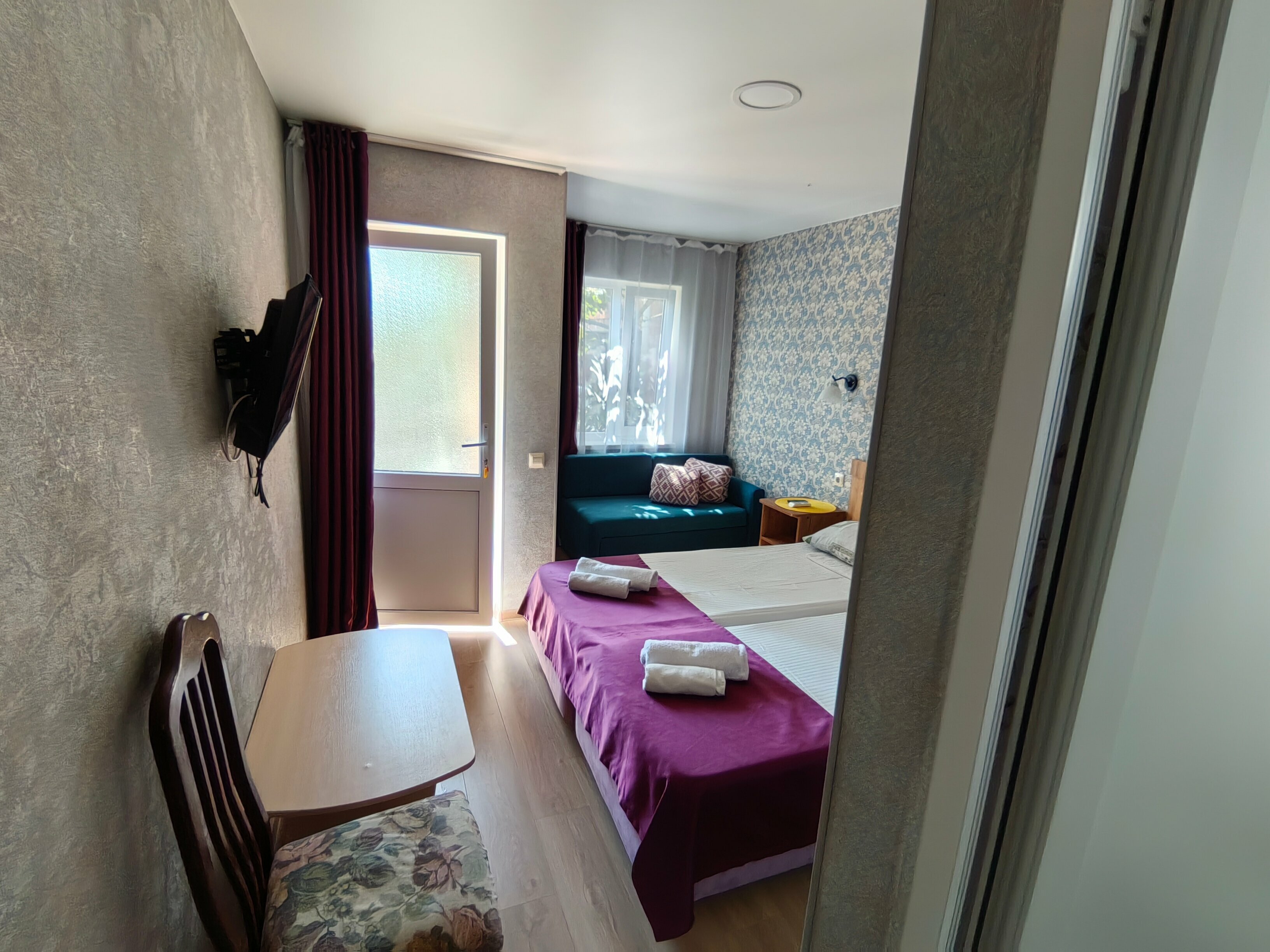 Двухместный номер Делюкс с 1 кроватью и душем