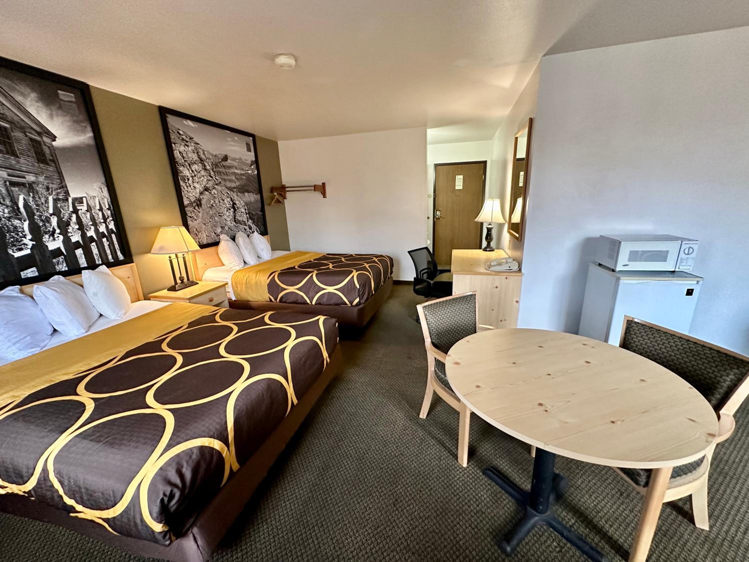 Superior Double Room with Three Double Beds - Non Smoking