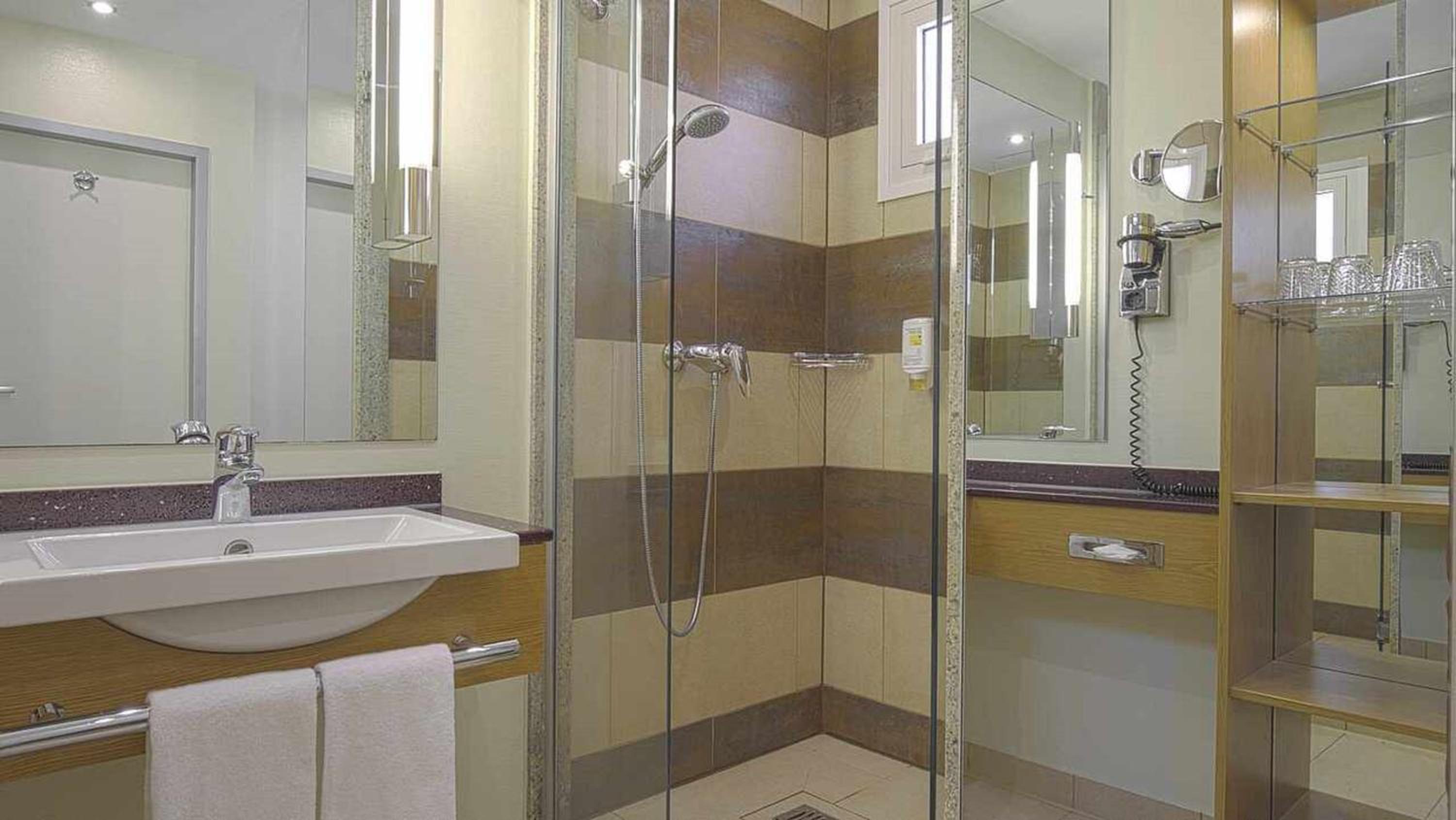 Family Room with Sea View