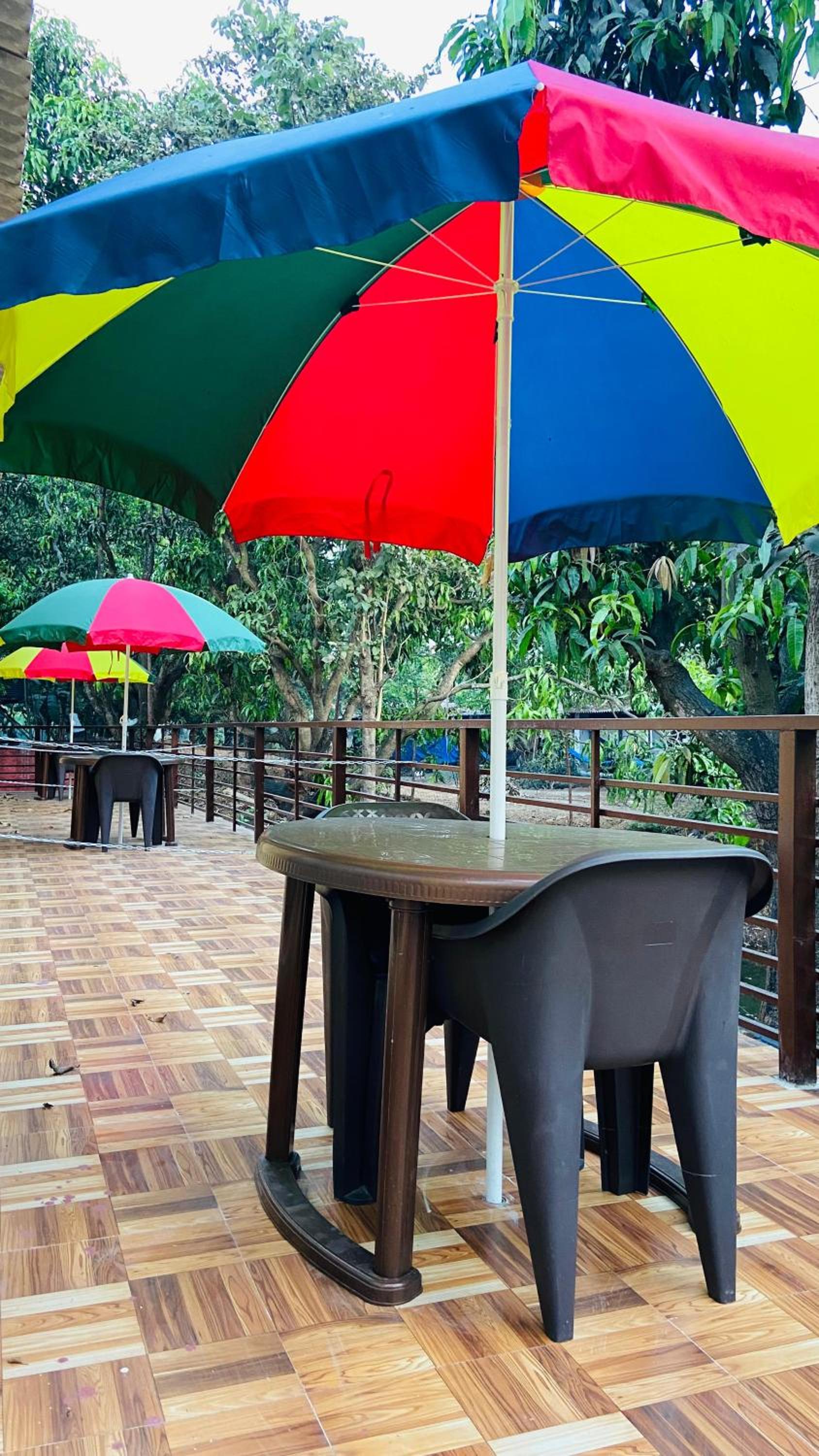 Family Room with Lake View