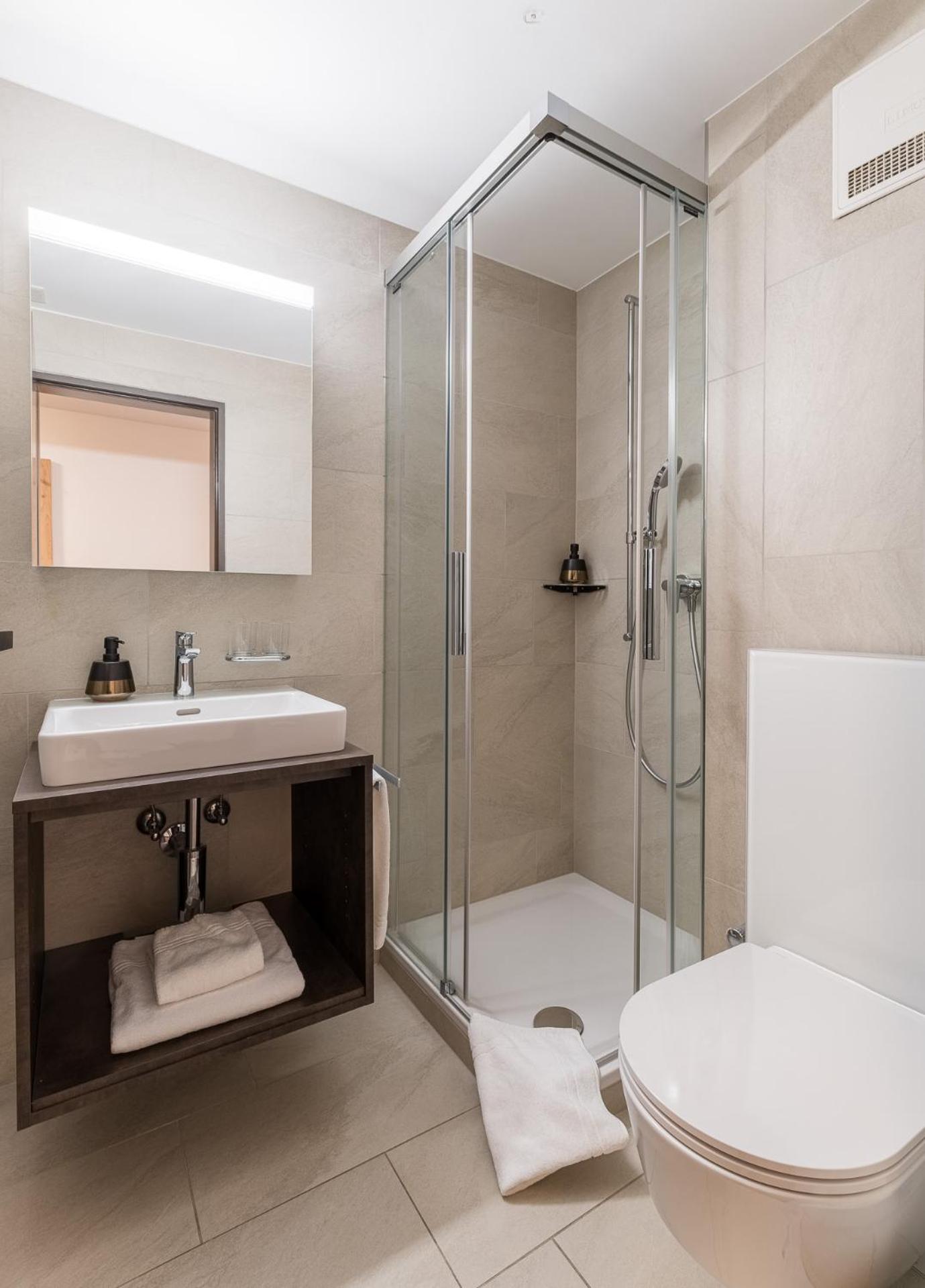 Three-Bedroom Apartment - Residence Bellevue