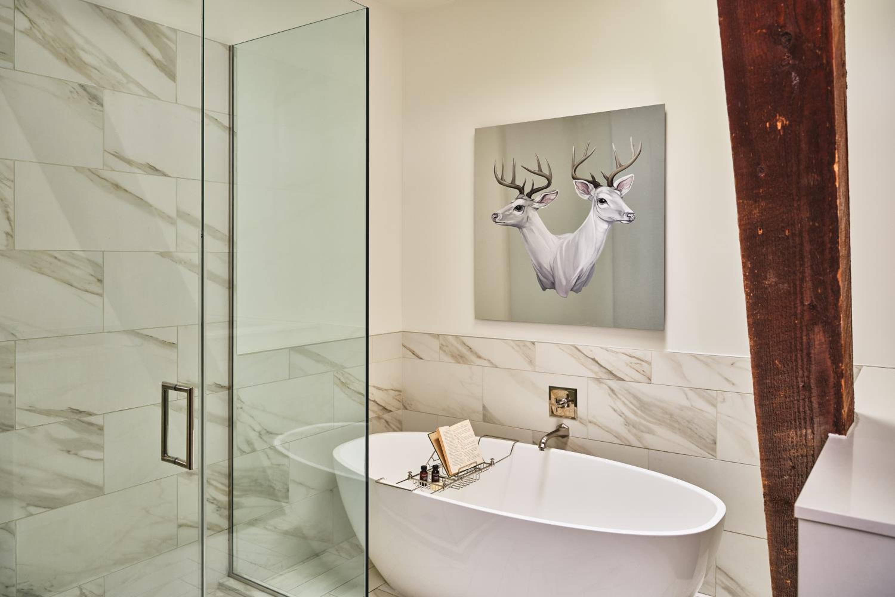 Superior King Suite