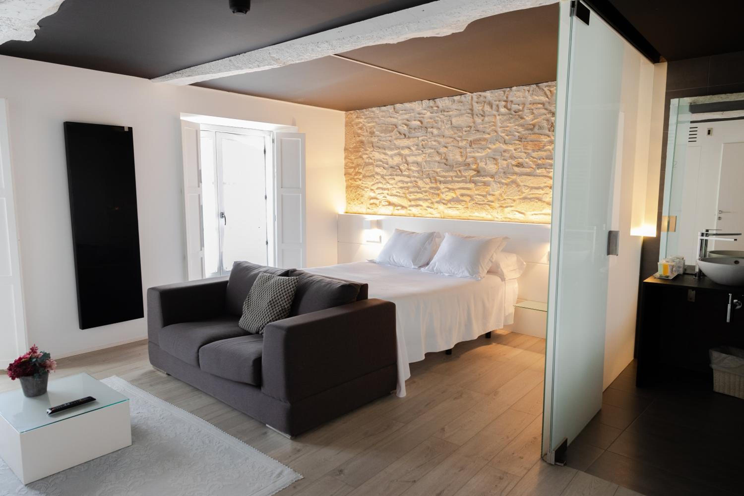 Junior Suite with Garden View