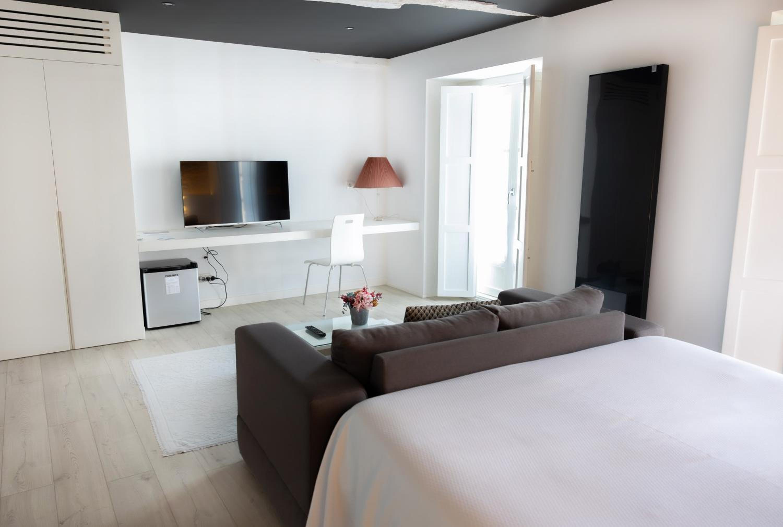 Junior Suite with Garden View