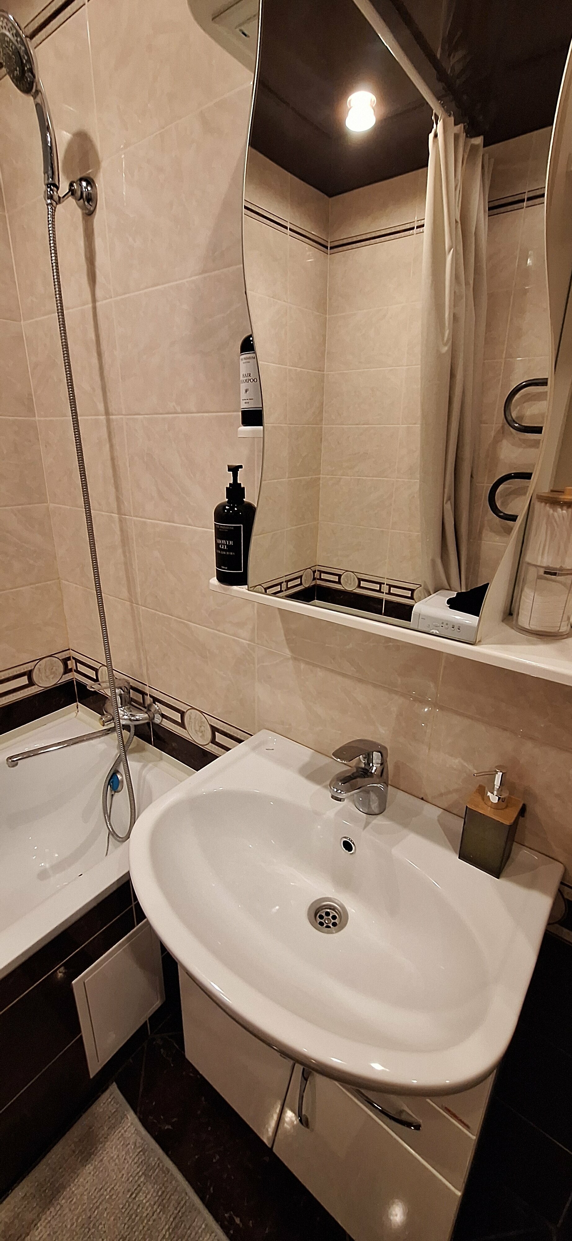 Апартаменты  со спальней и кухней