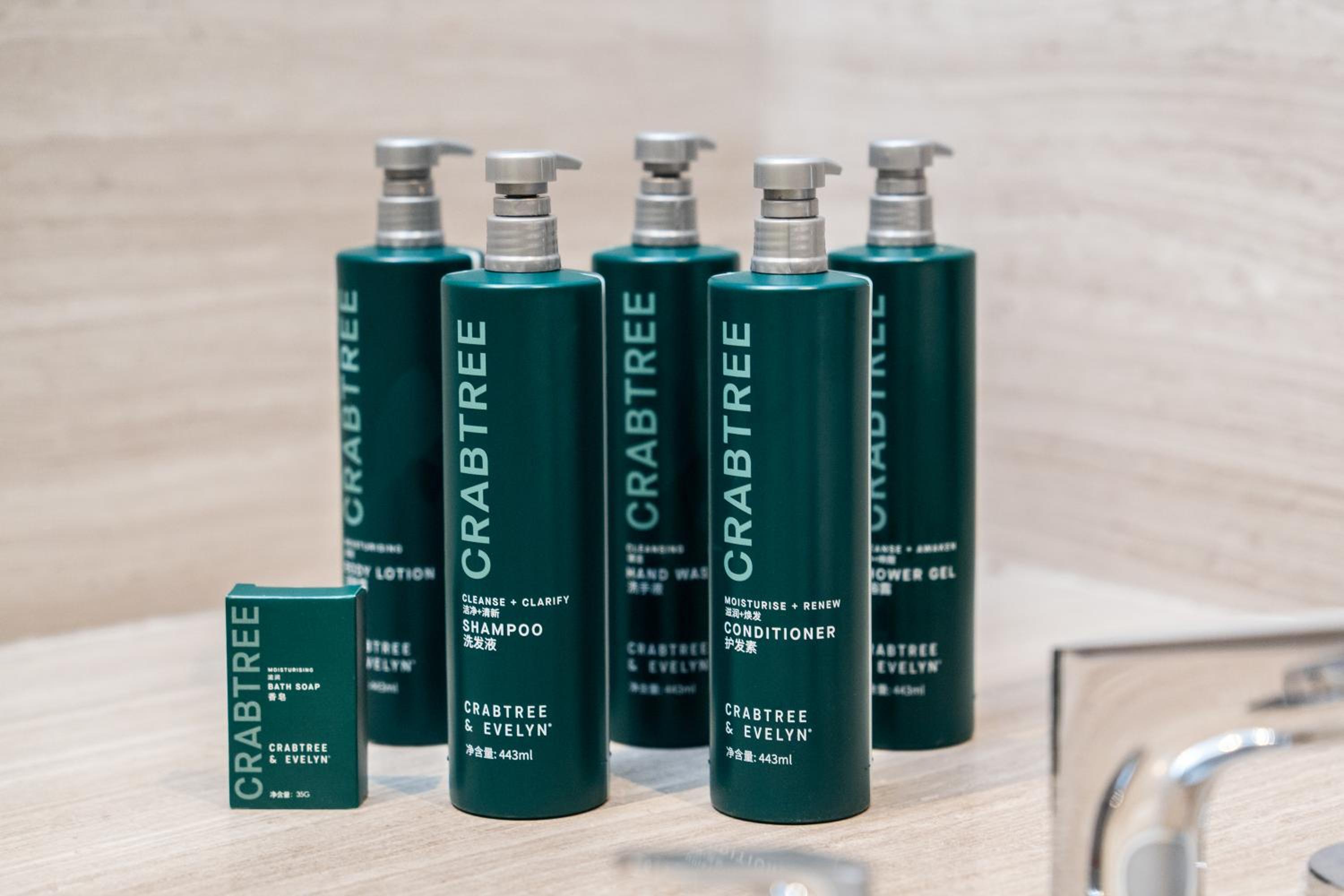 Deluxe King Room with City View