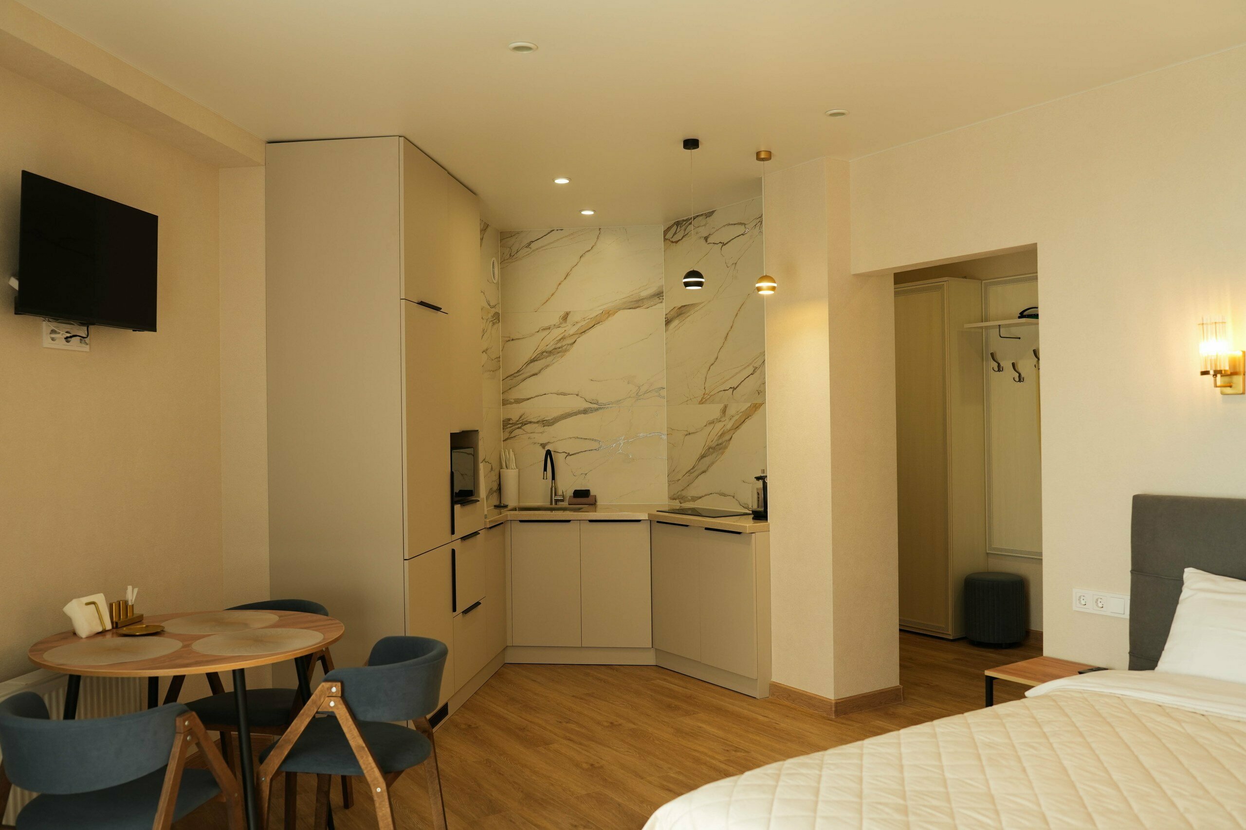 Студия "Quiet Sunset" с видом на море