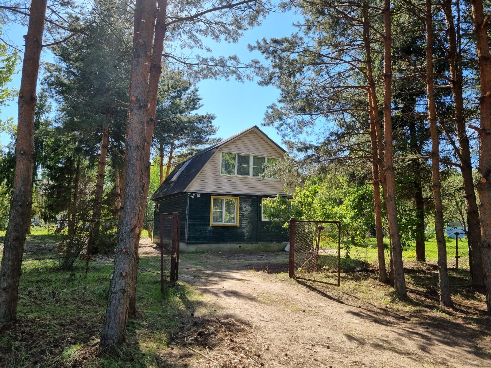 Дом с видом на озеро