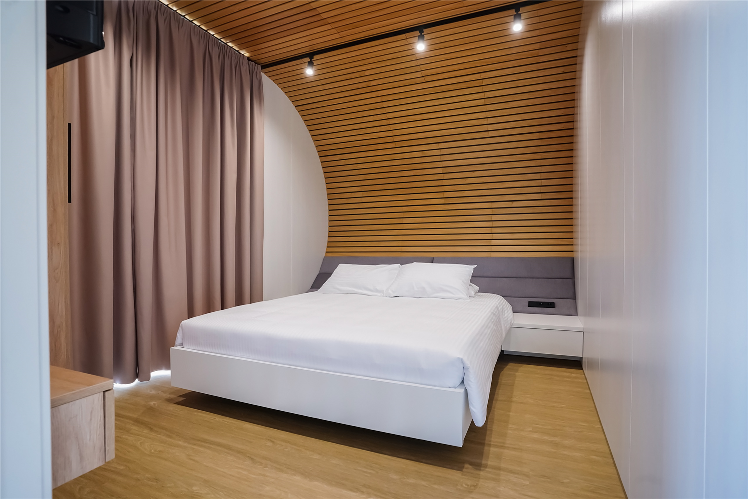 Дом с видом на лес