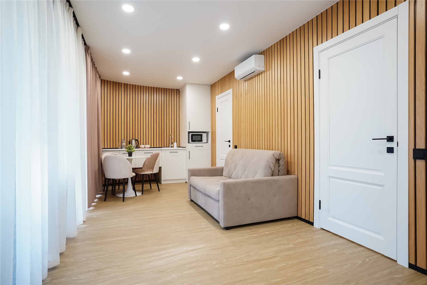 Семейный номер с террасой