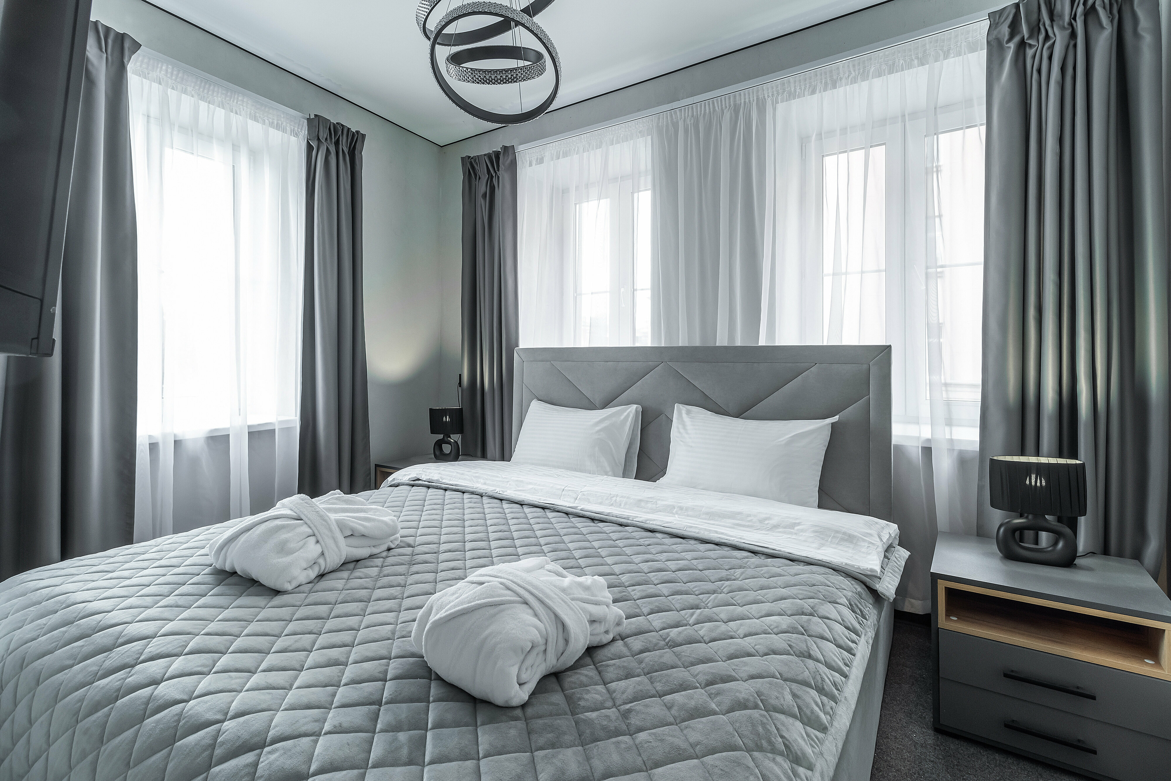 Джуниор Сюит № 6