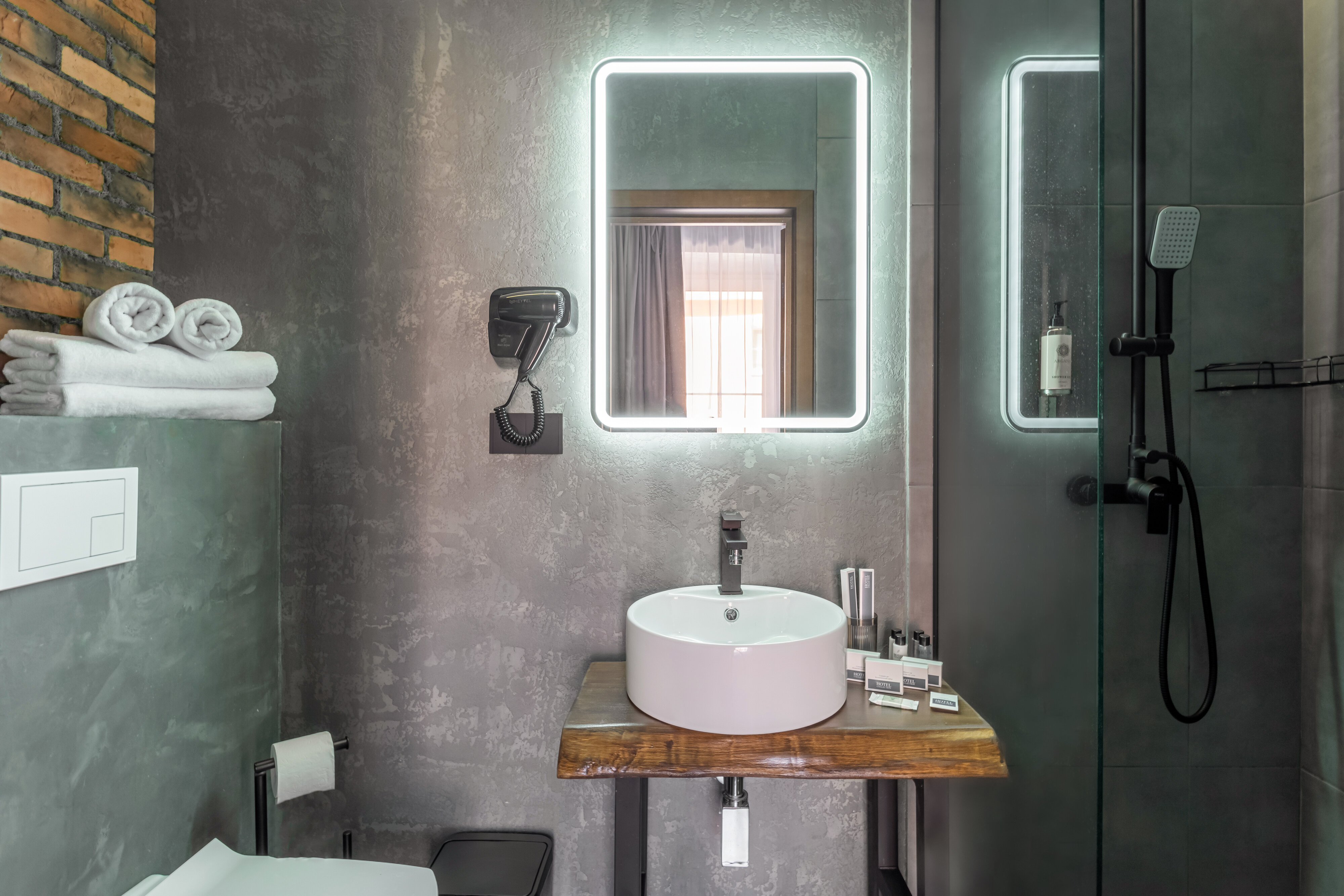 Двухместный номер с 1 кроватью и балконом