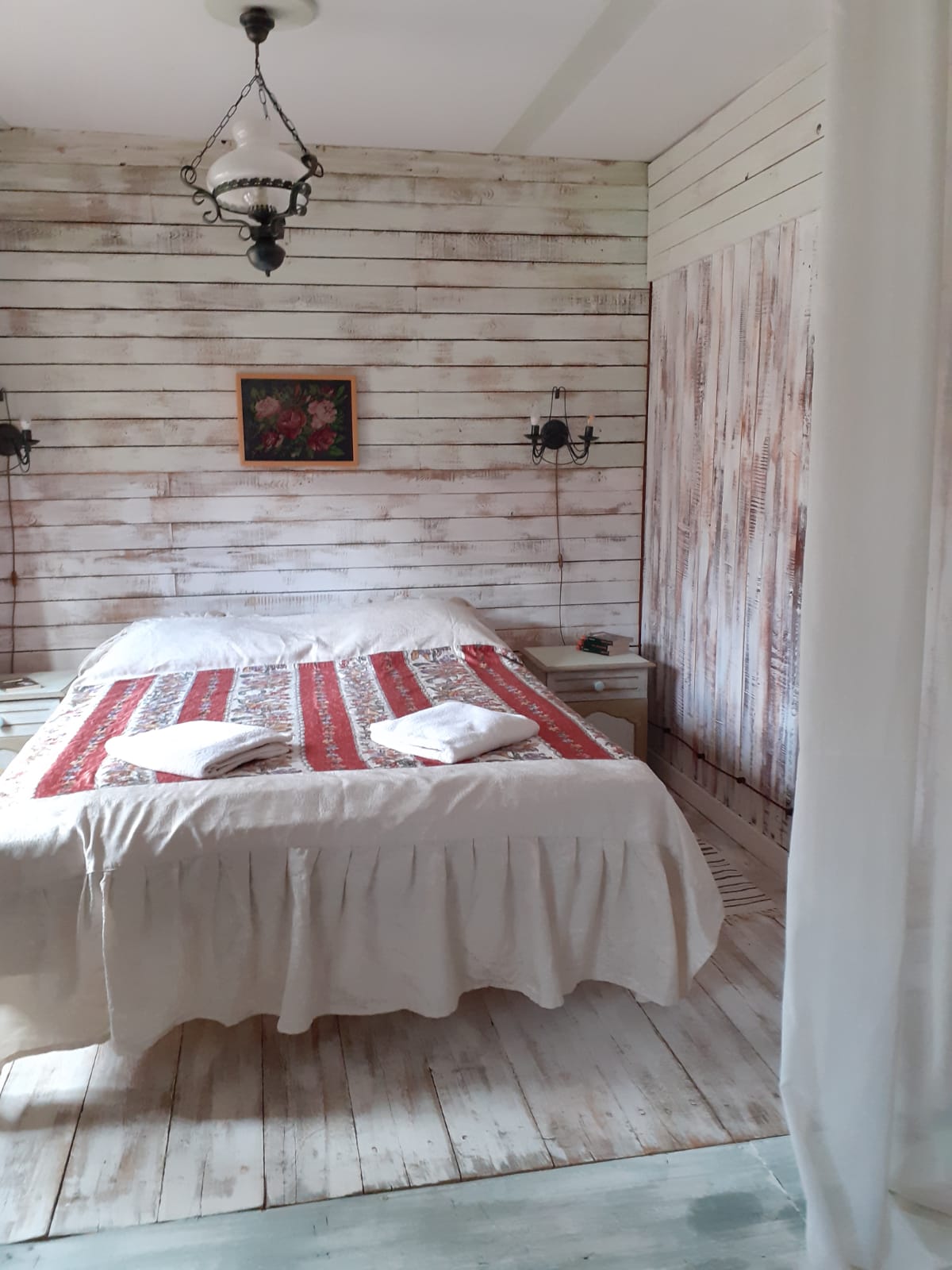 Полулюкс с двуспальной кроватью