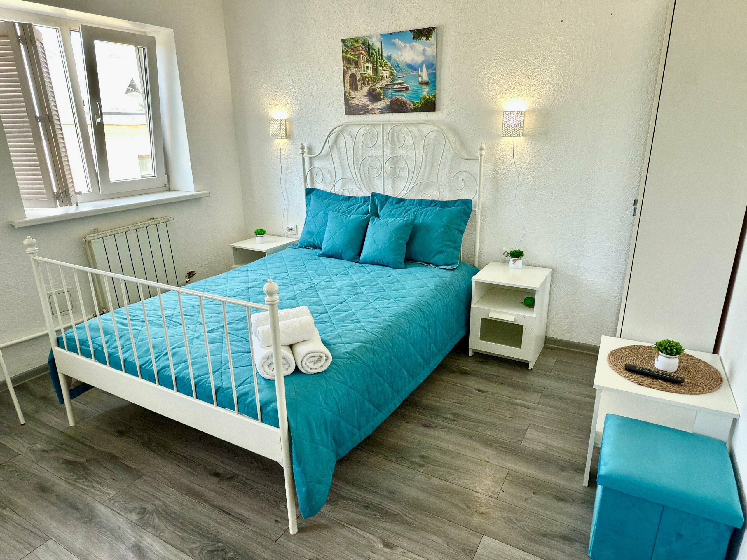 Улучшенная мансардная студия с двуспальной кроватью