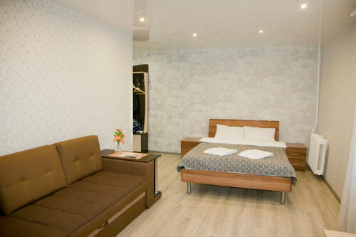 Однокомнатная люкс около Универсама-1