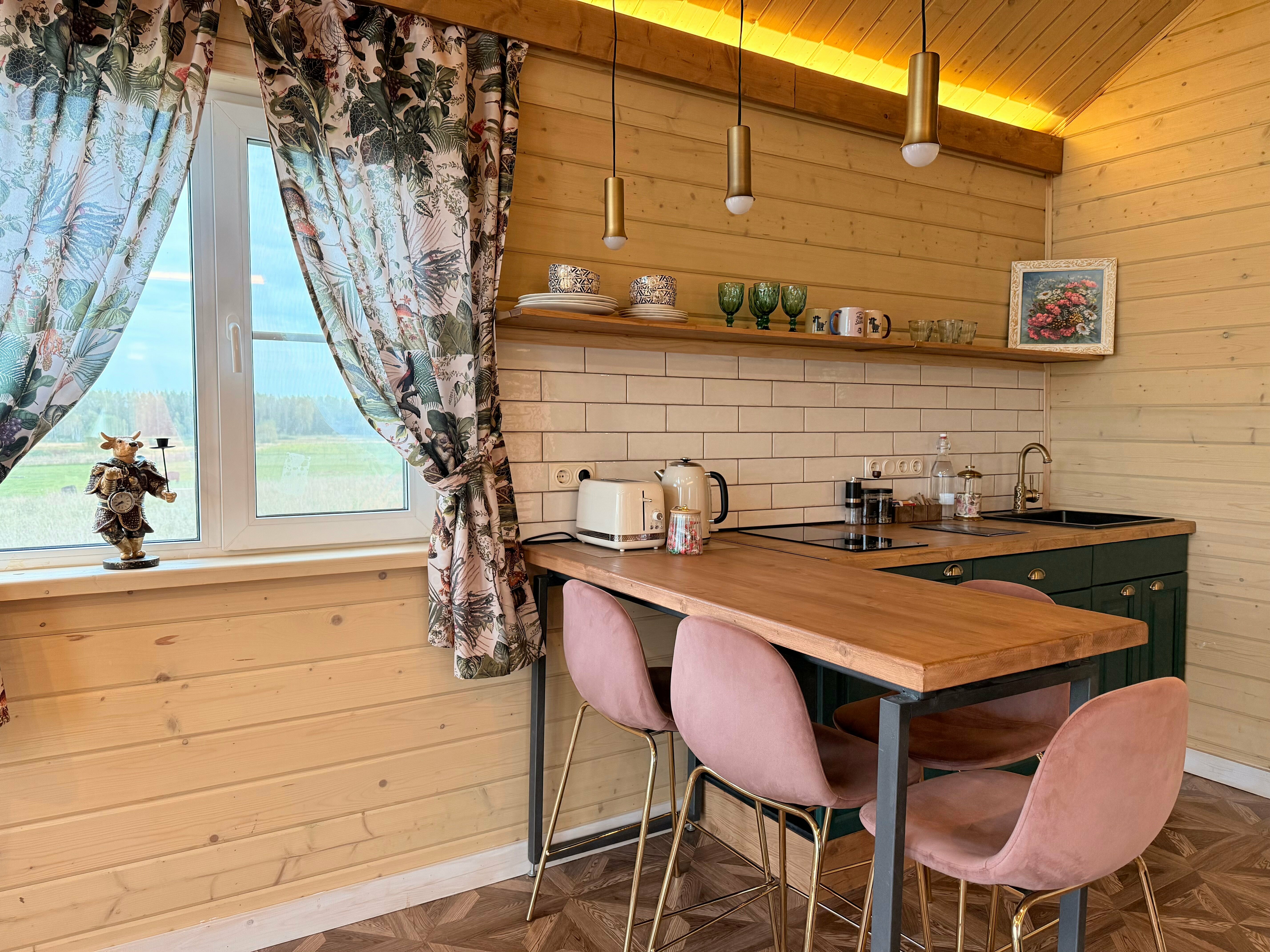 Радость - Барнхаус с видом на поле