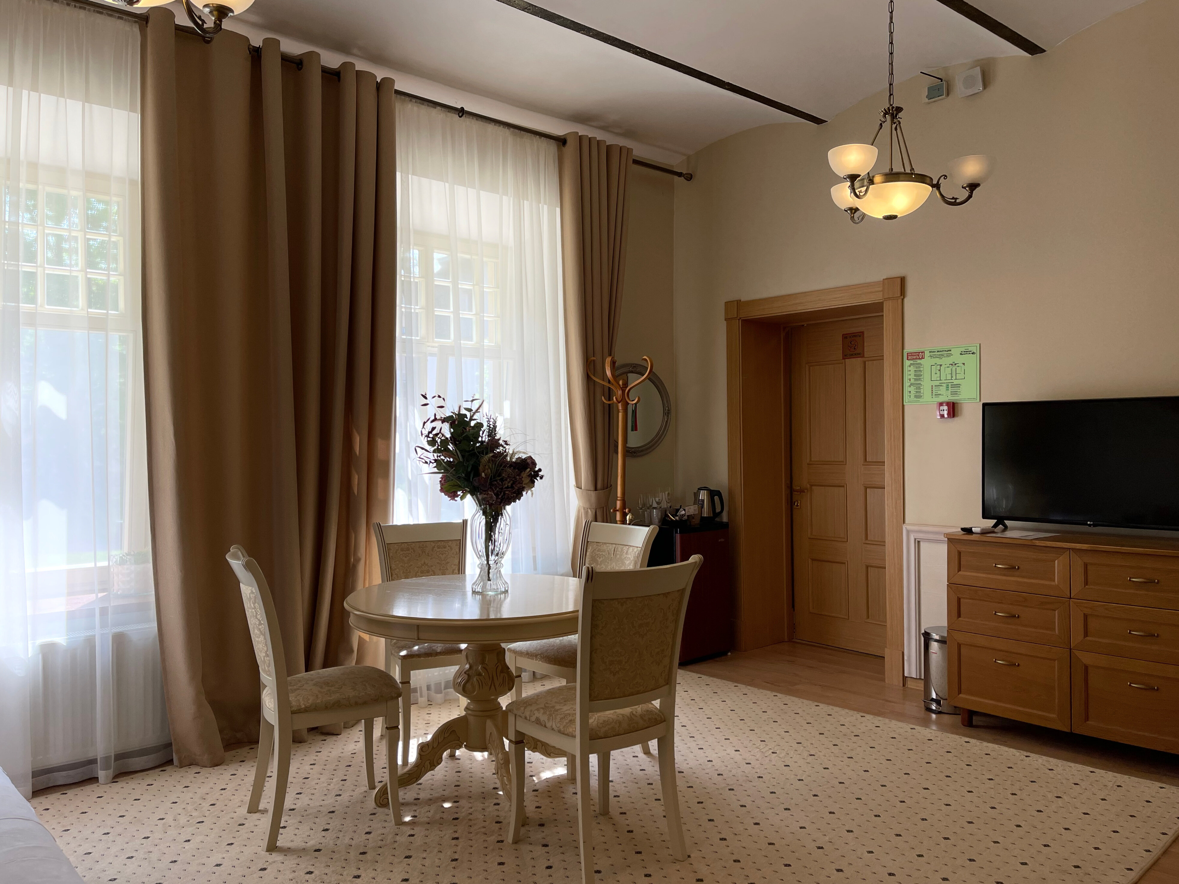 Люкс с гидромассажной ванной