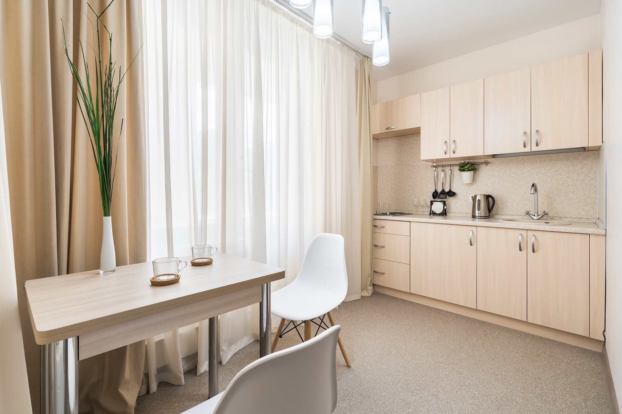 Трехместный номер с балконом