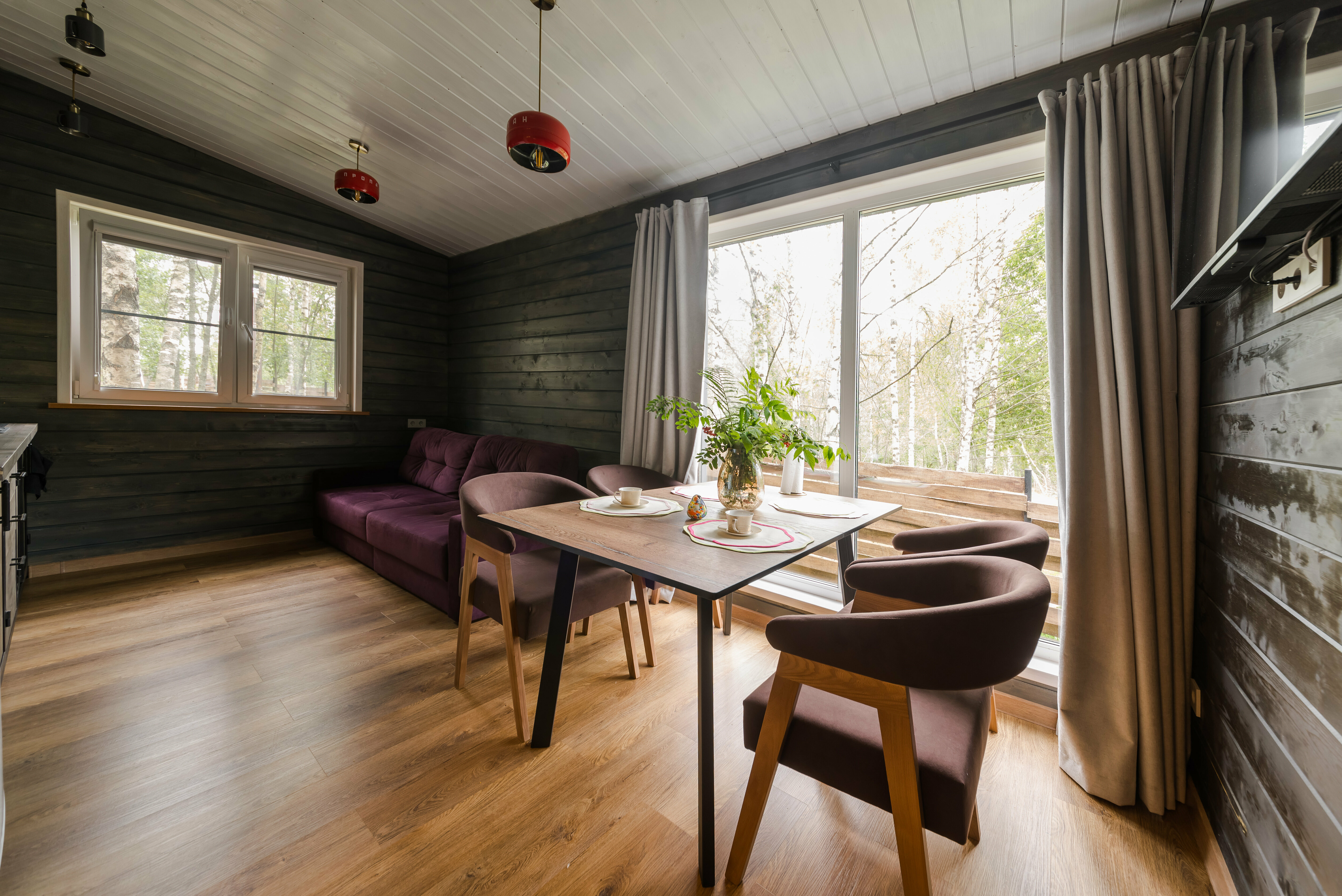 Дом с видом на лес