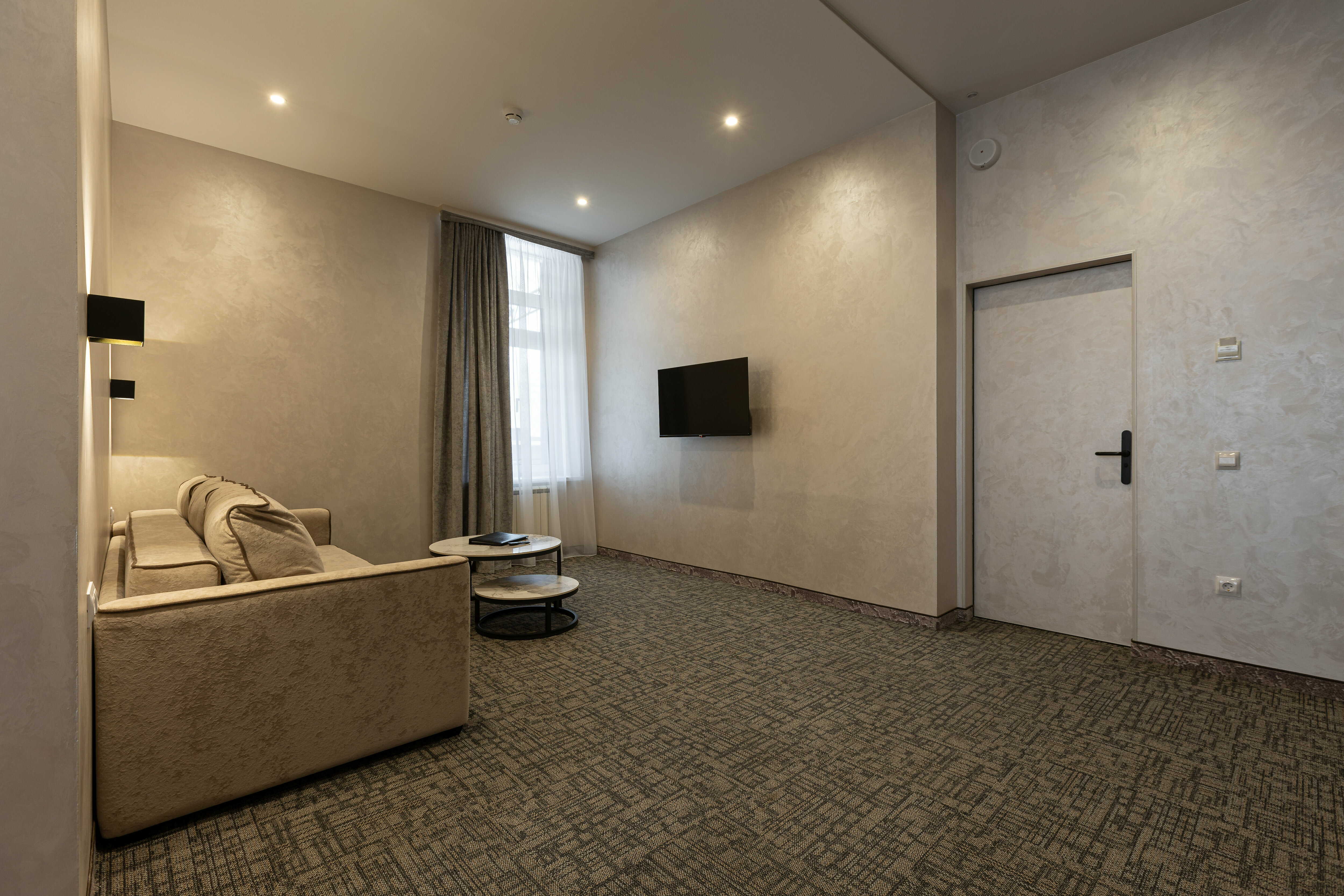 Улучшенный номер с кроватью размера «king-size»