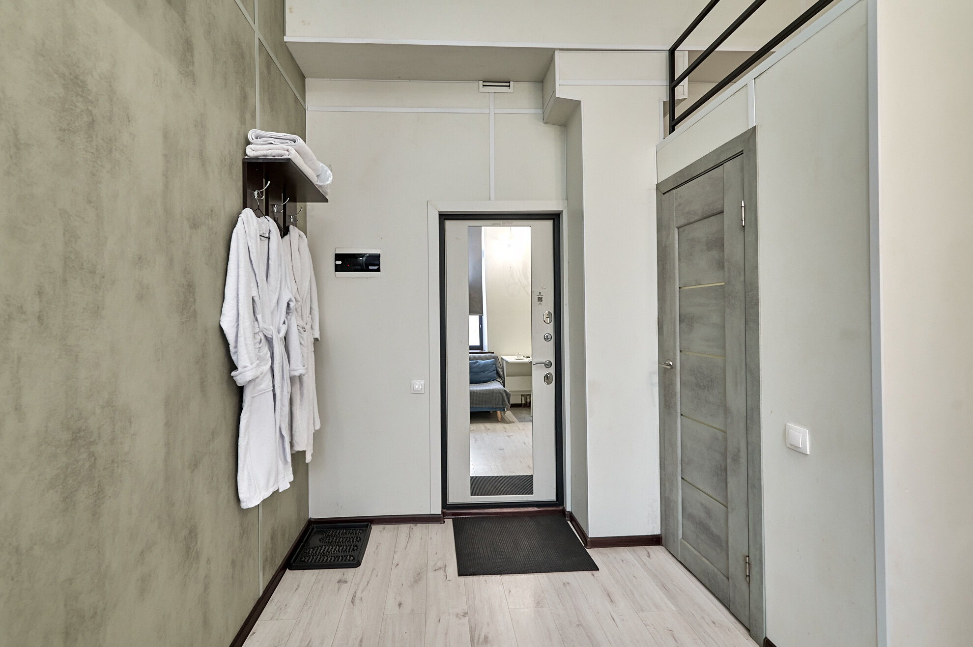 Двухуровневый номер-студия