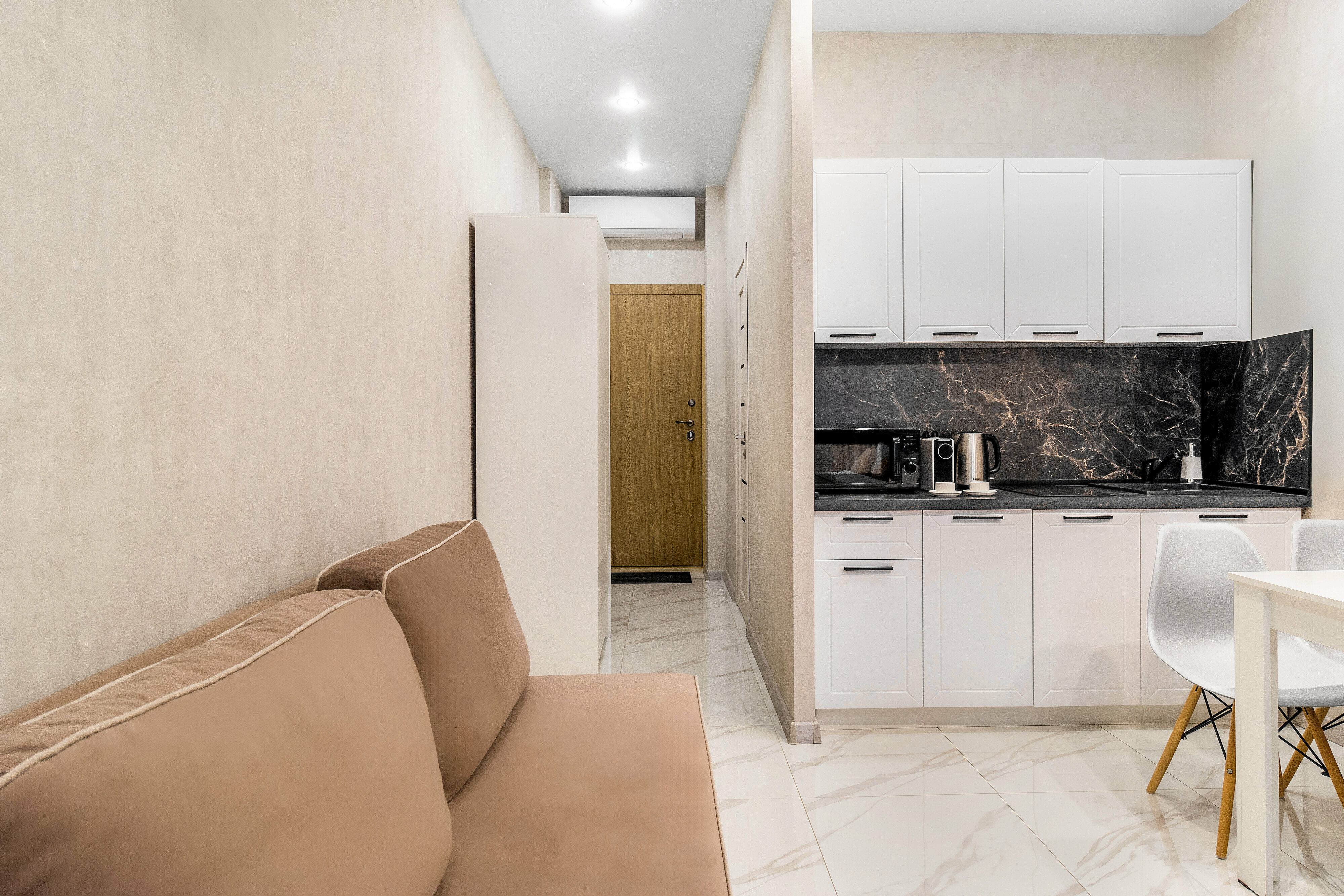 Студия Эталон №1011 с видом на реку