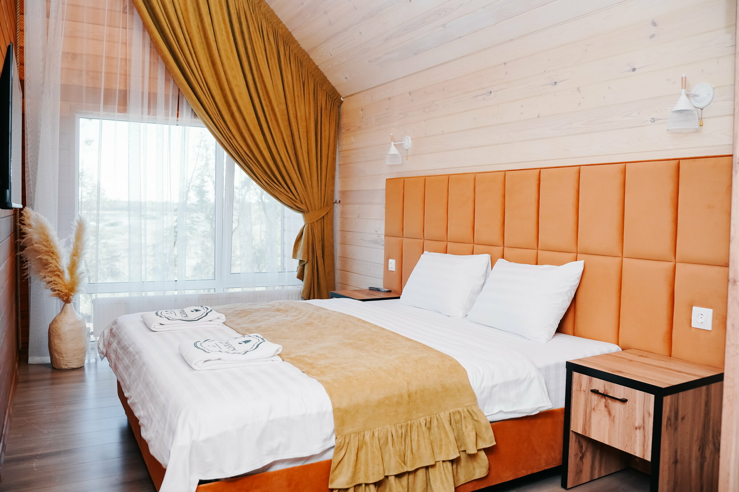 Дом  с горячим бассейном "ДЫХАНИЕ"