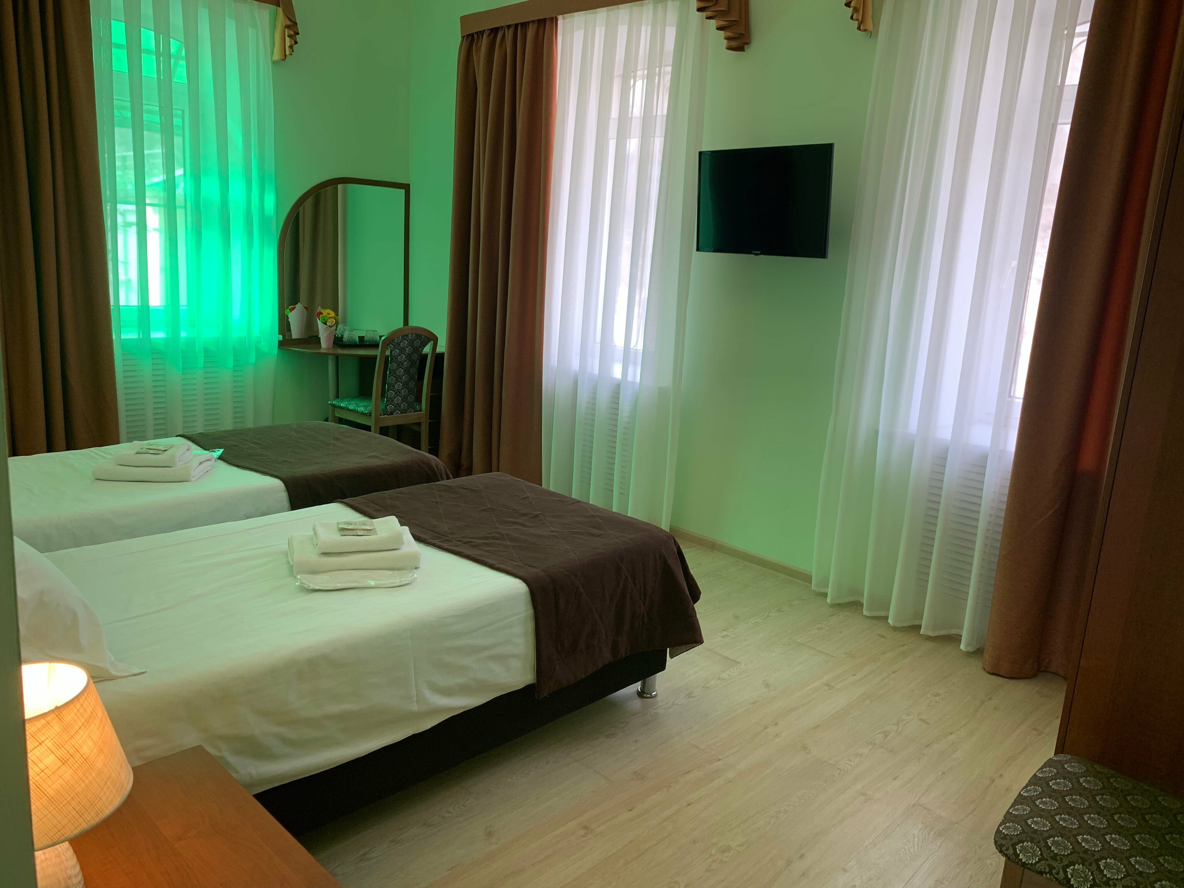 номер Эконом с общей ванной комнатой