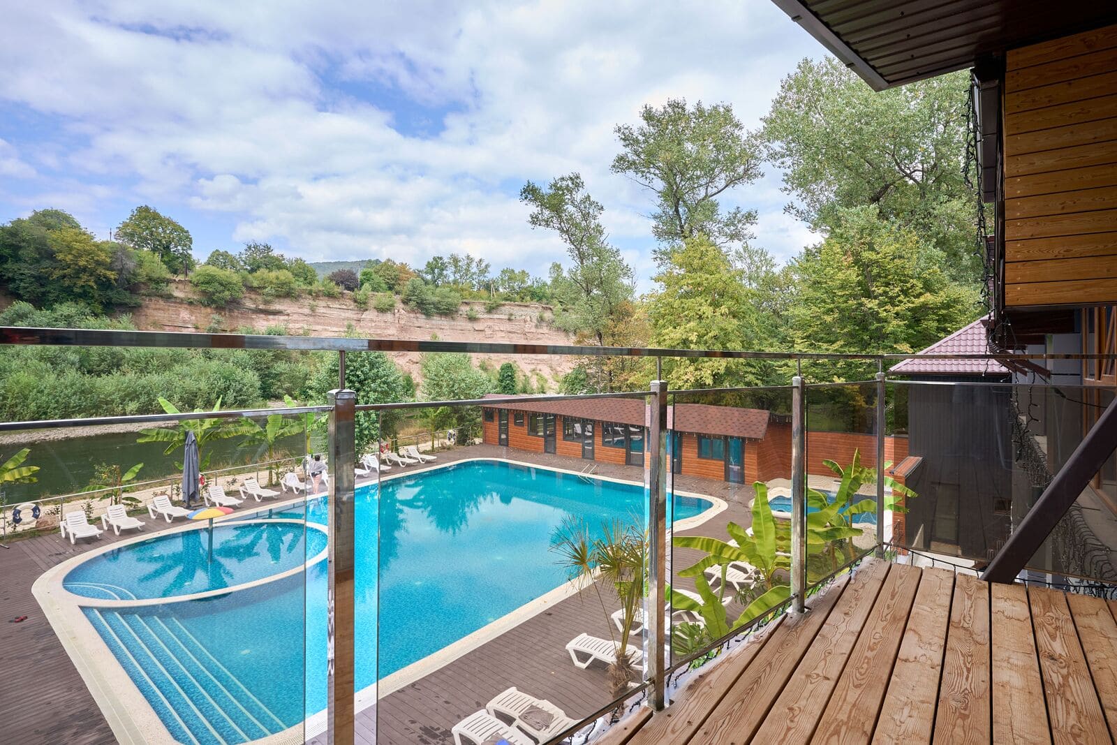 ЛЮКС с двуспальной кроватью