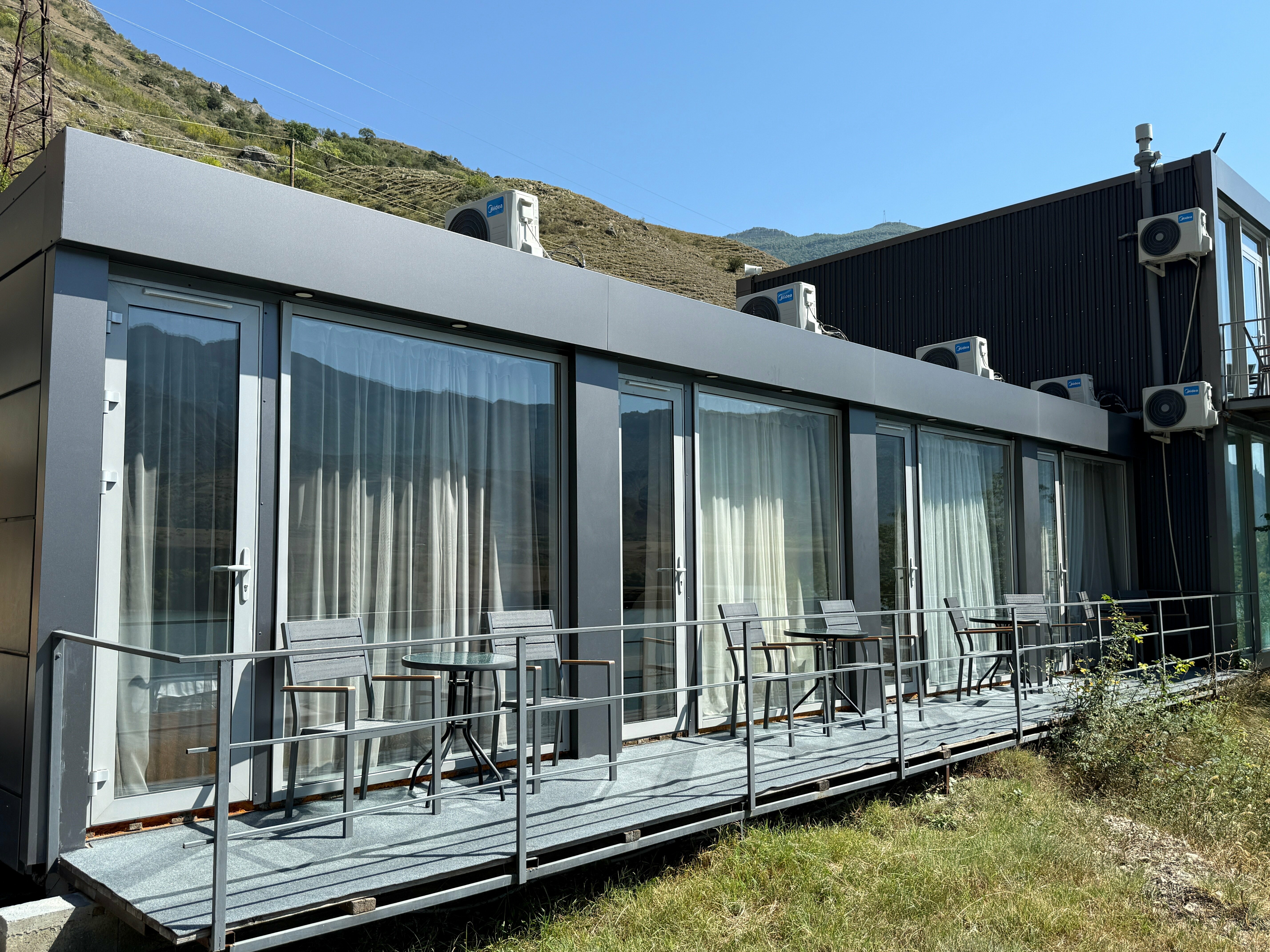 2 - x местный номер с панорамным видом (8)