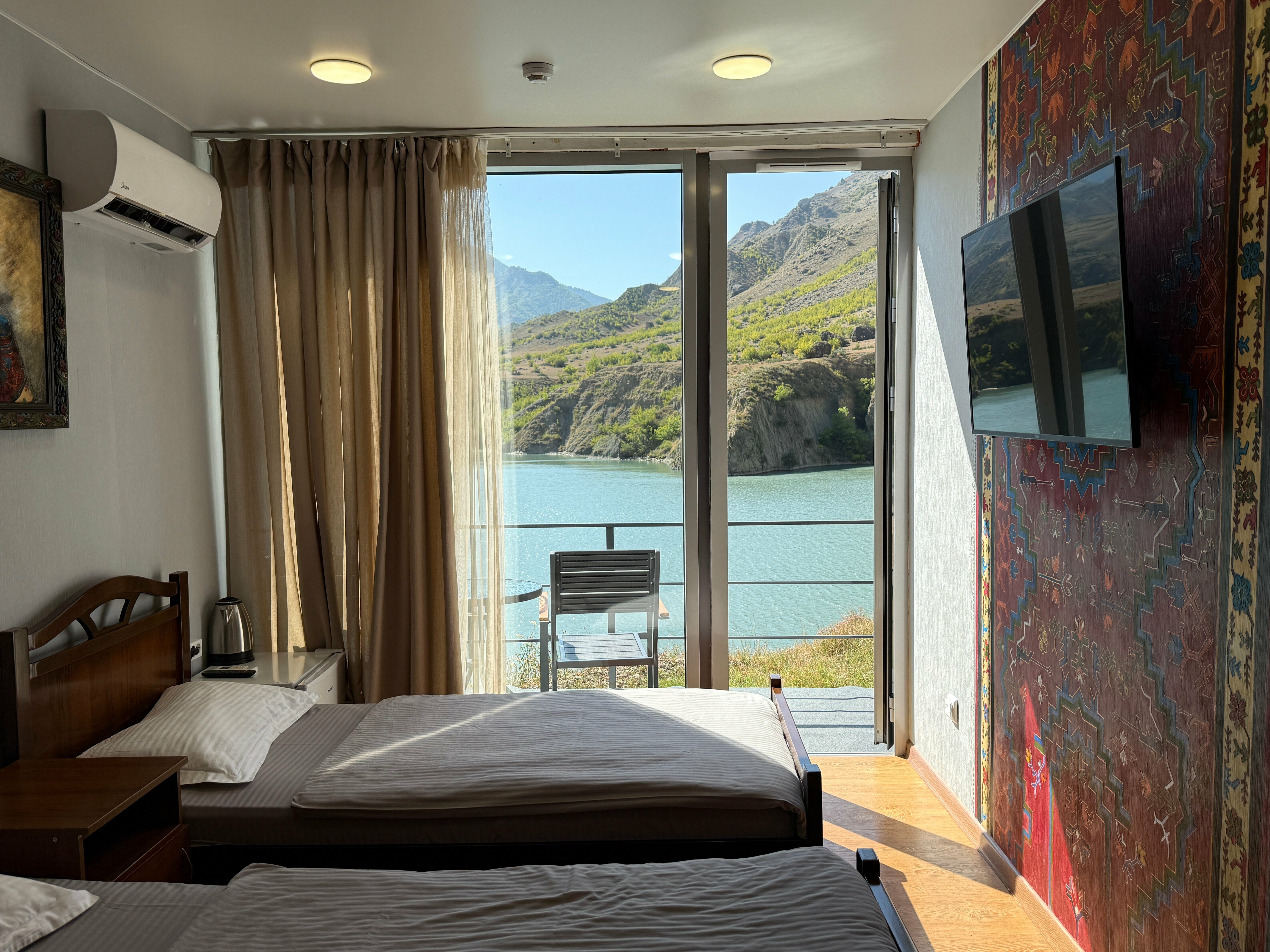 2 - x местный номер с панорамным видом (7)