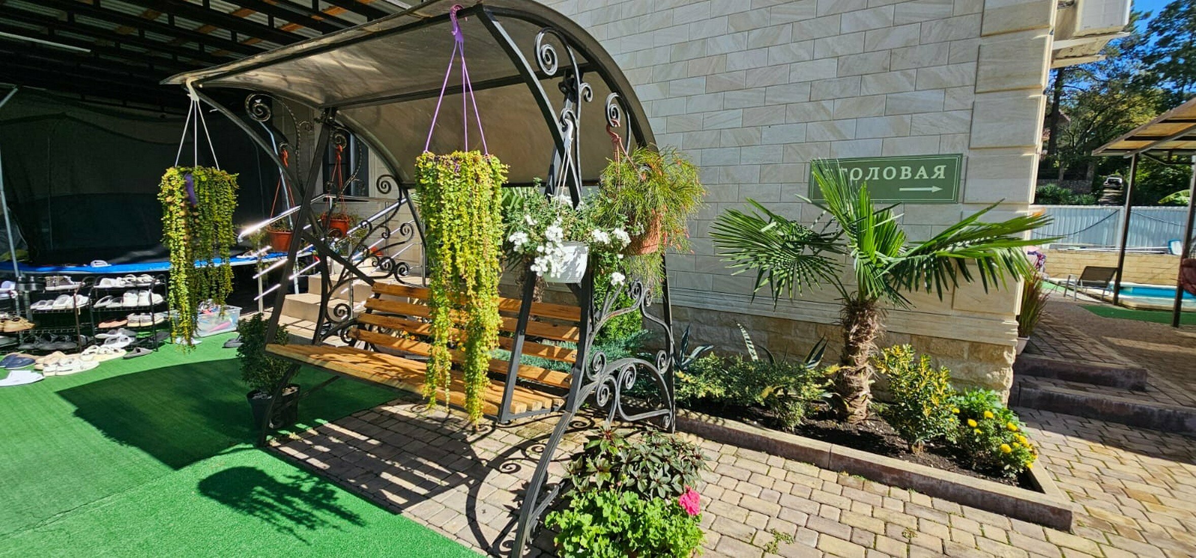 Семейный номер с видом на море