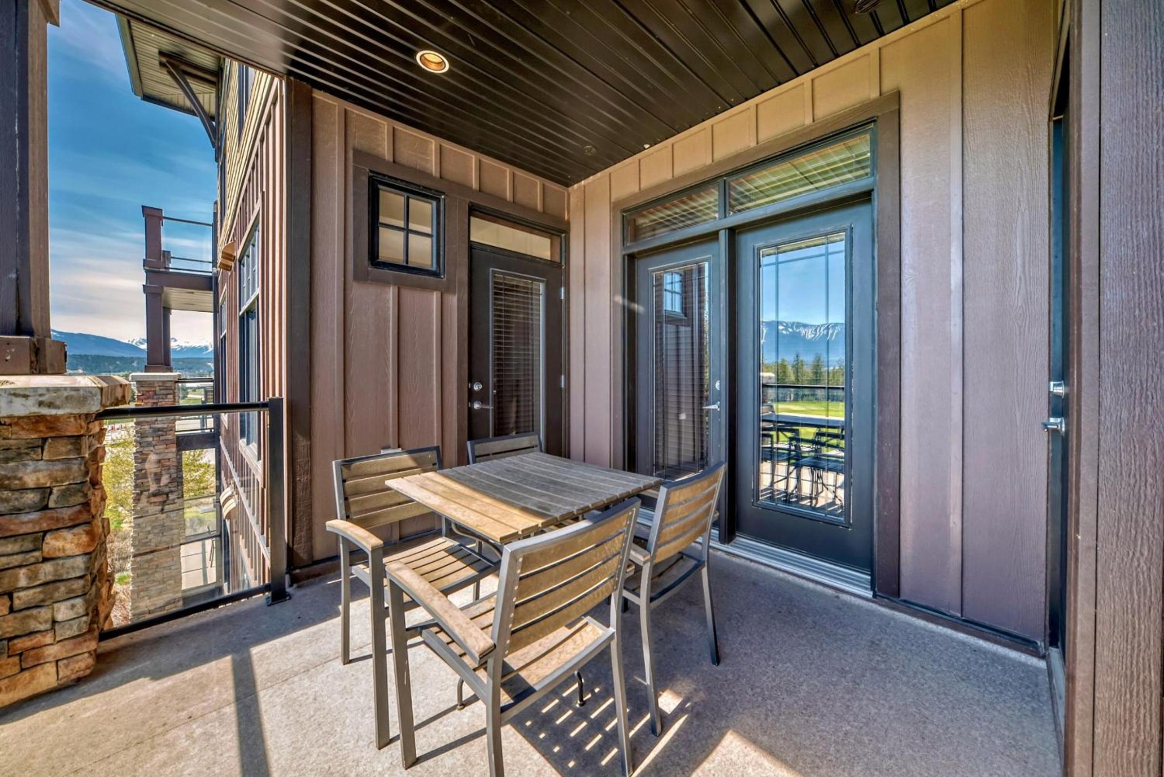 One-Bedroom Suite with View