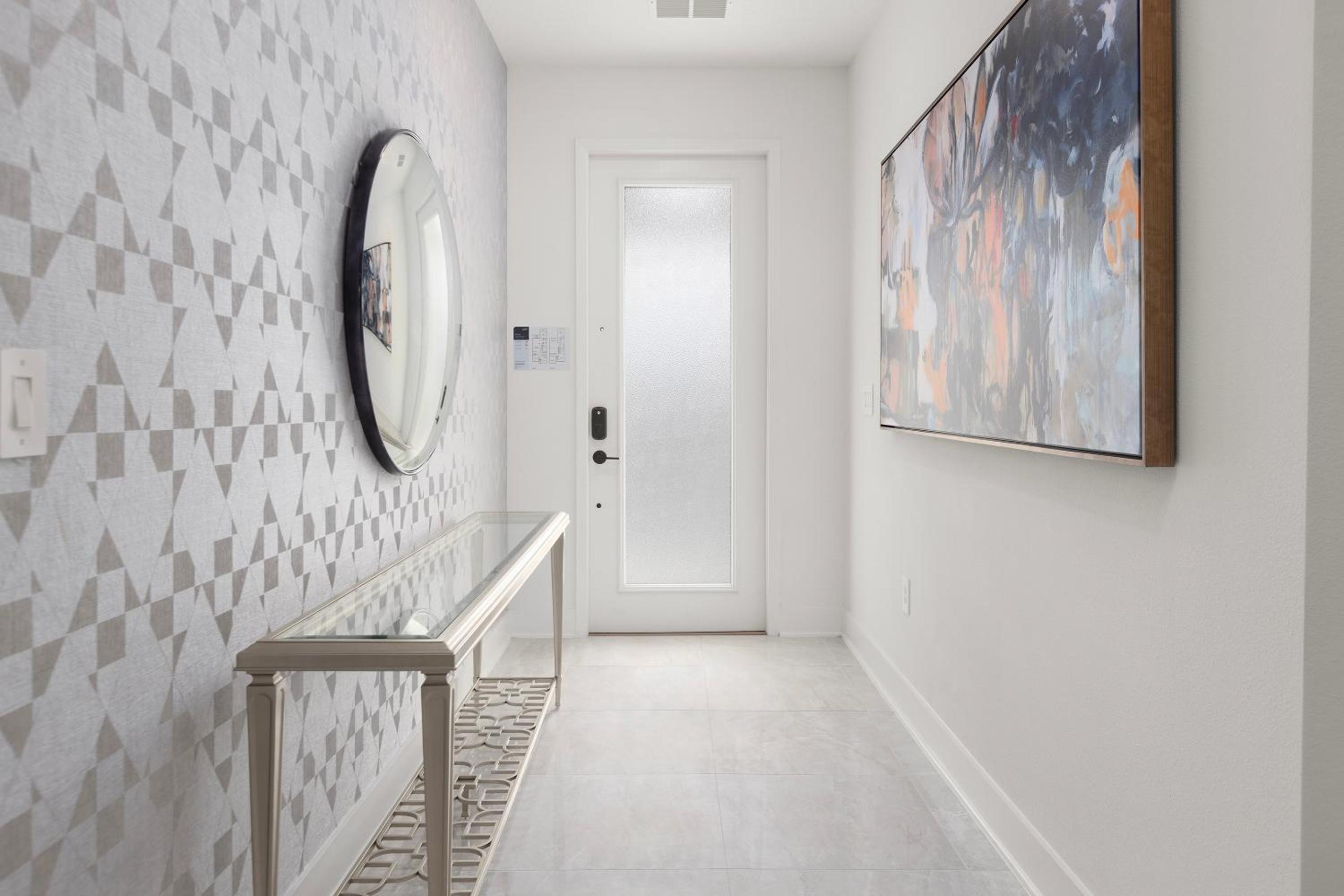 6 Bedroom Estate with Private Pool & Kitchen