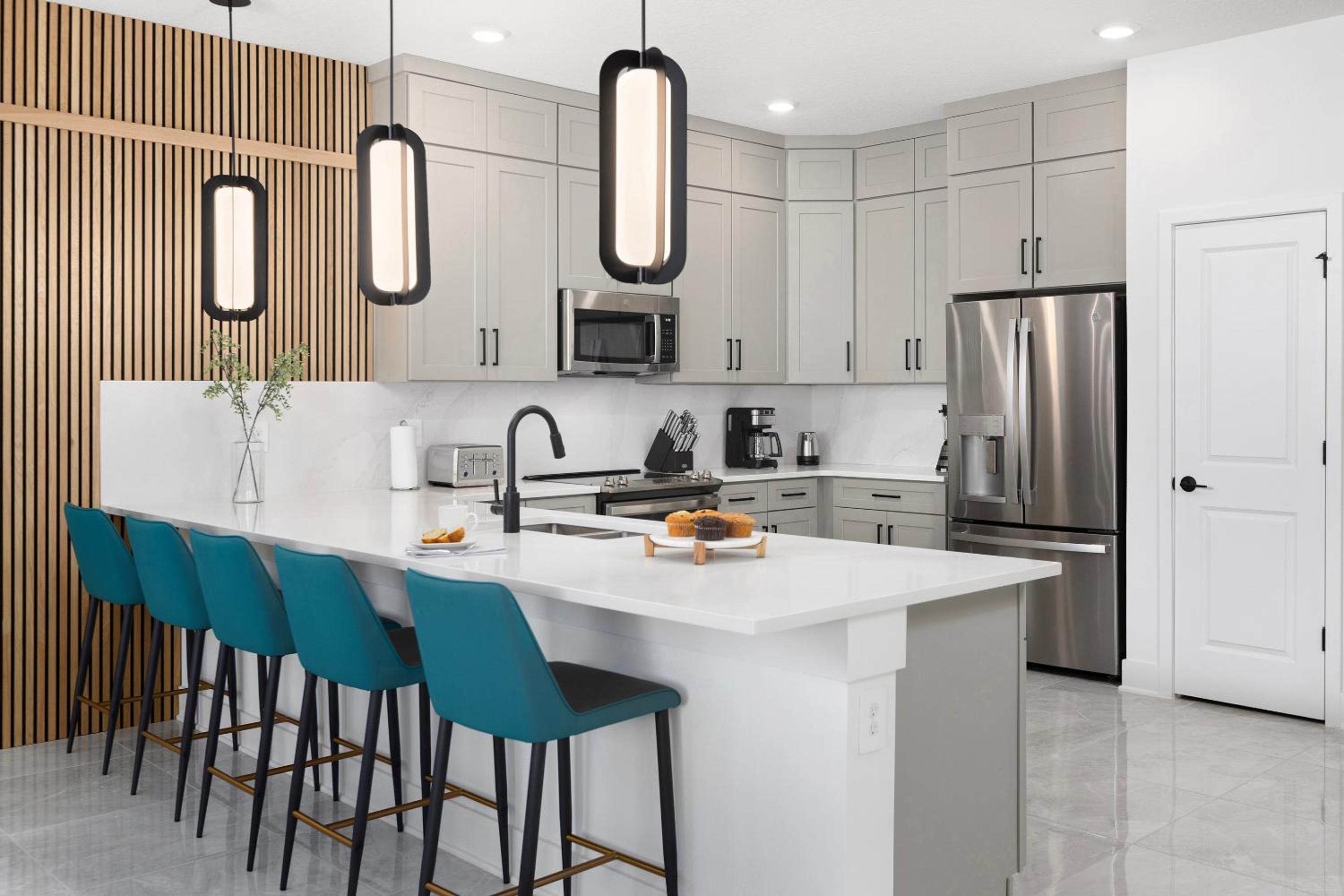 9 Bedroom Estate with Private Pool, Kitchen, Theater & Arcade