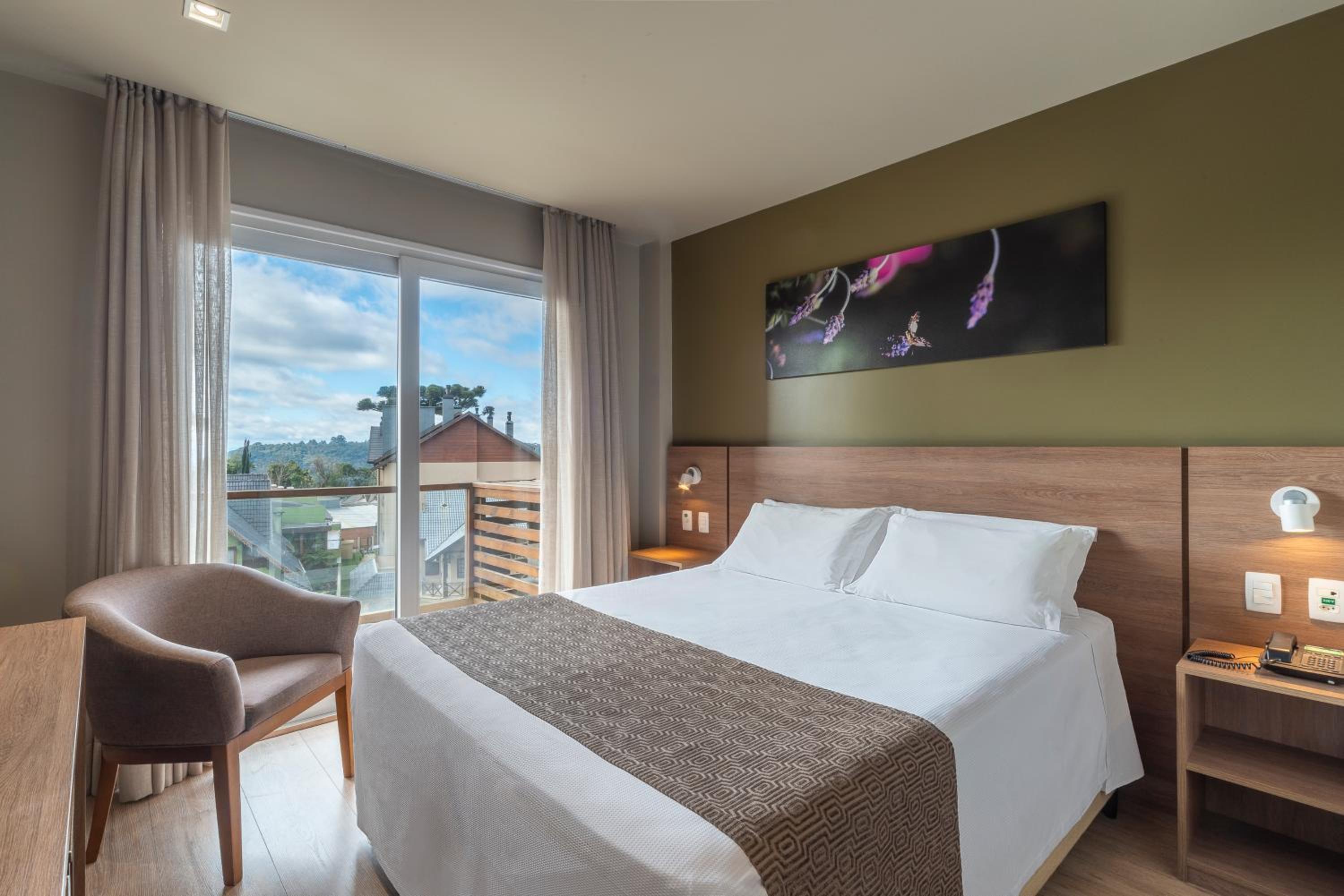 Double Room with View