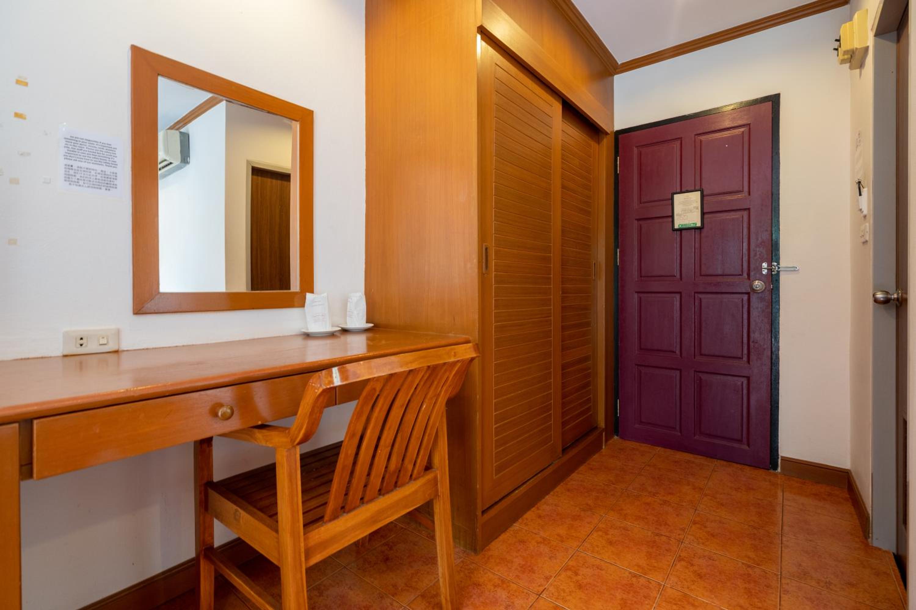 King Room with Pool View